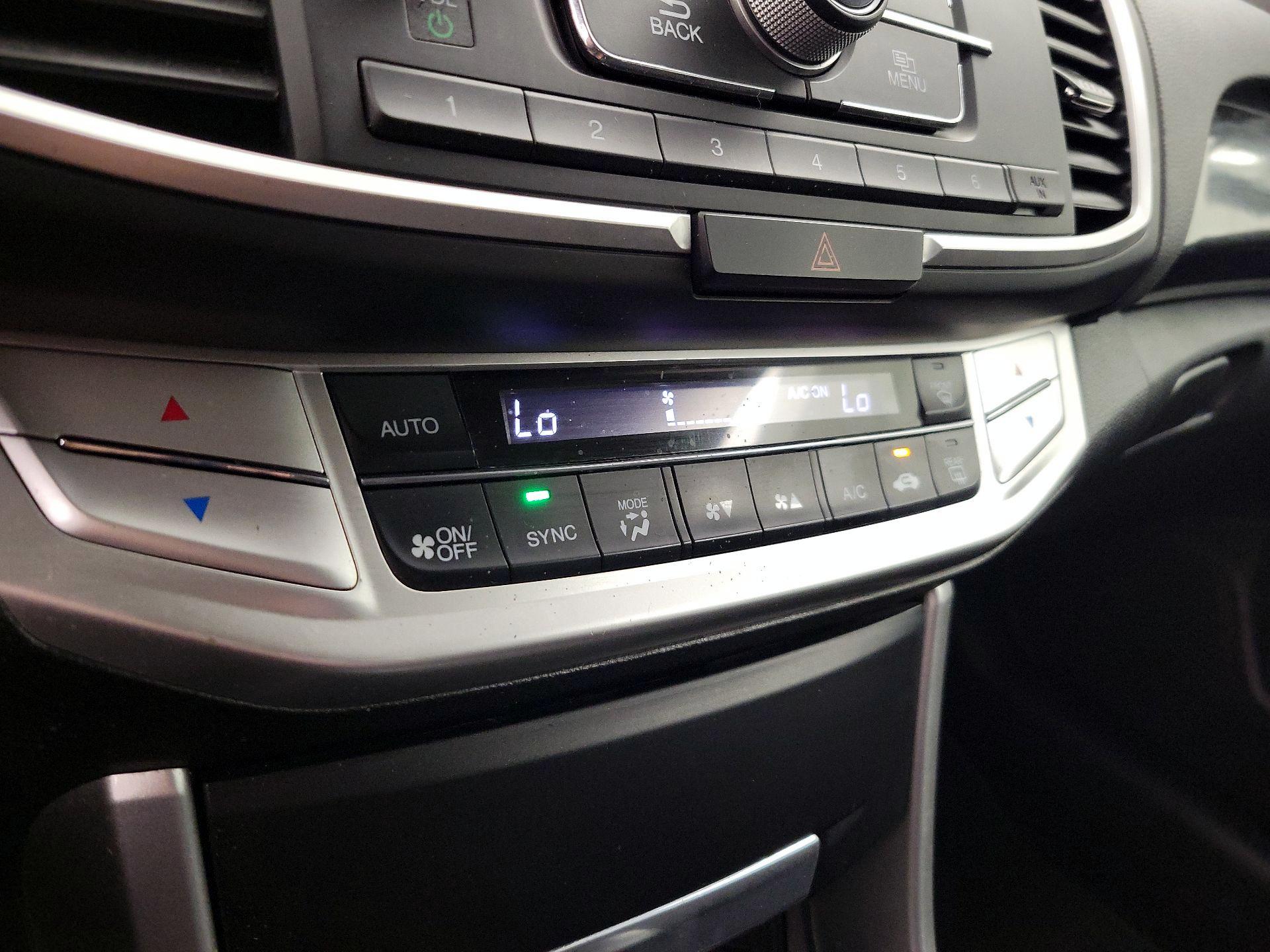 Thumbnail: 2013 Honda Accord - 16