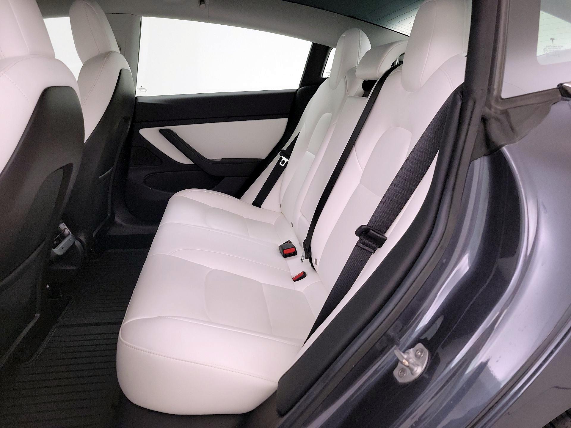 Thumbnail: 2019 Tesla Model 3 - 18