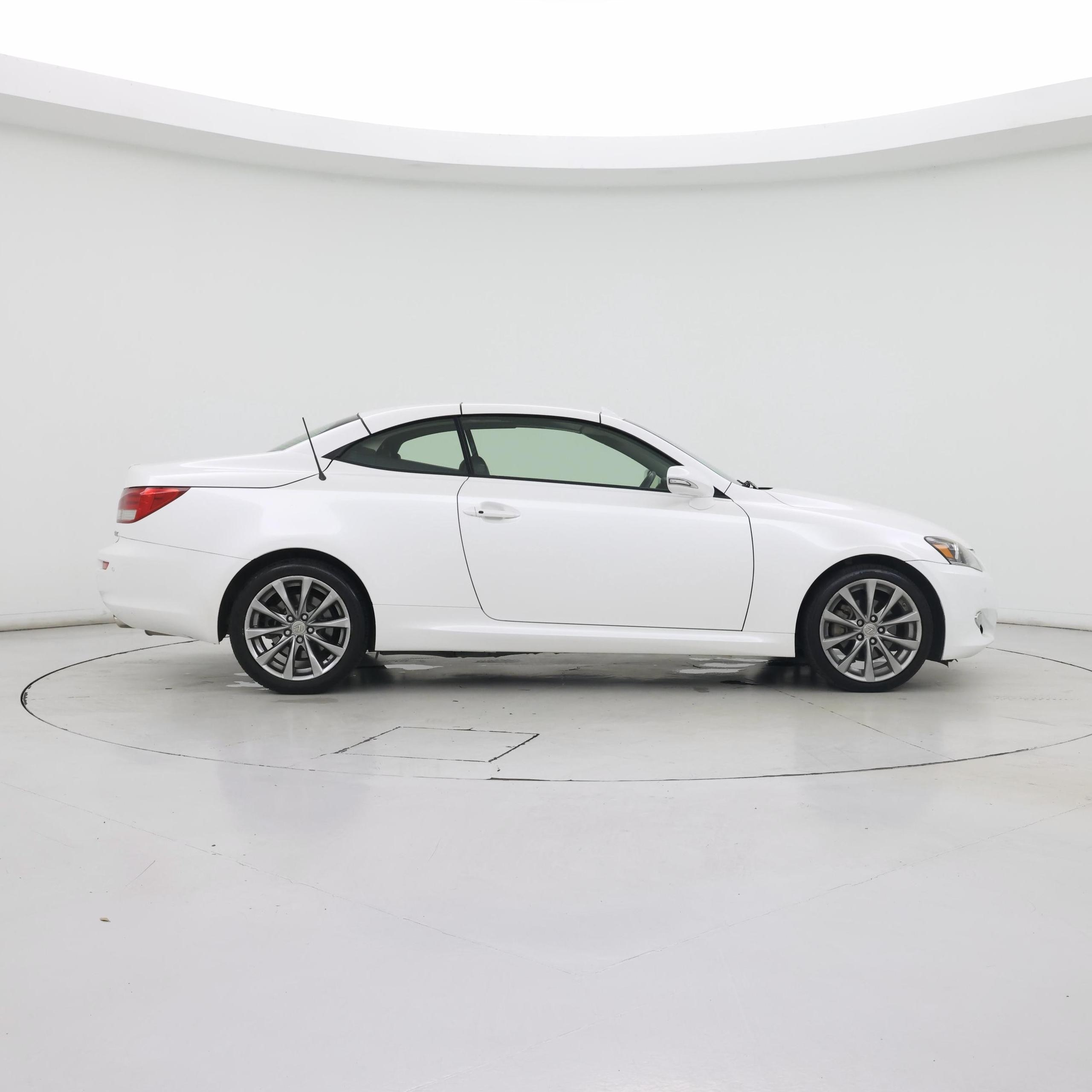 Thumbnail: 2015 Lexus IS - 7