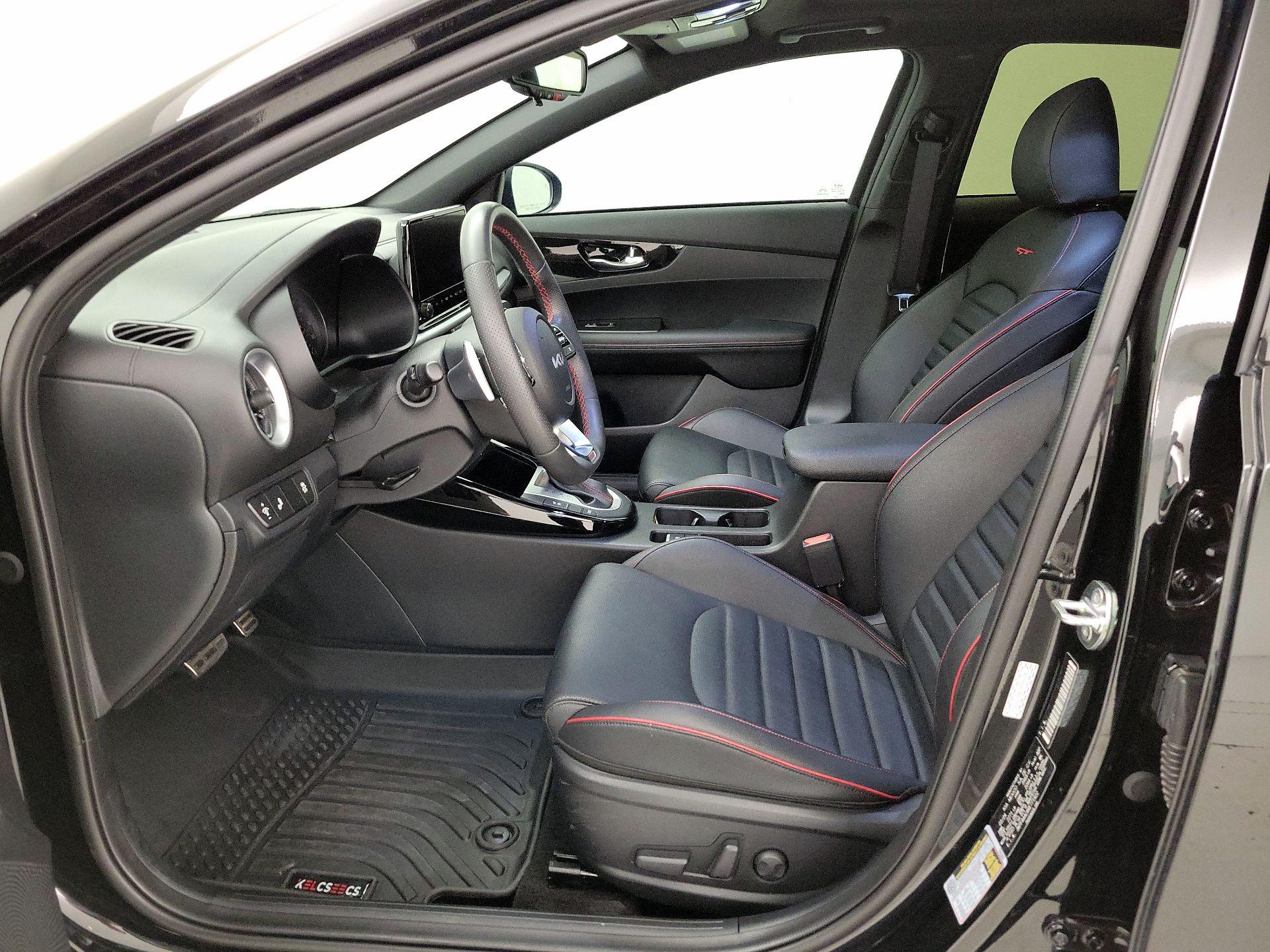 Thumbnail: 2024 Kia Forte - 11