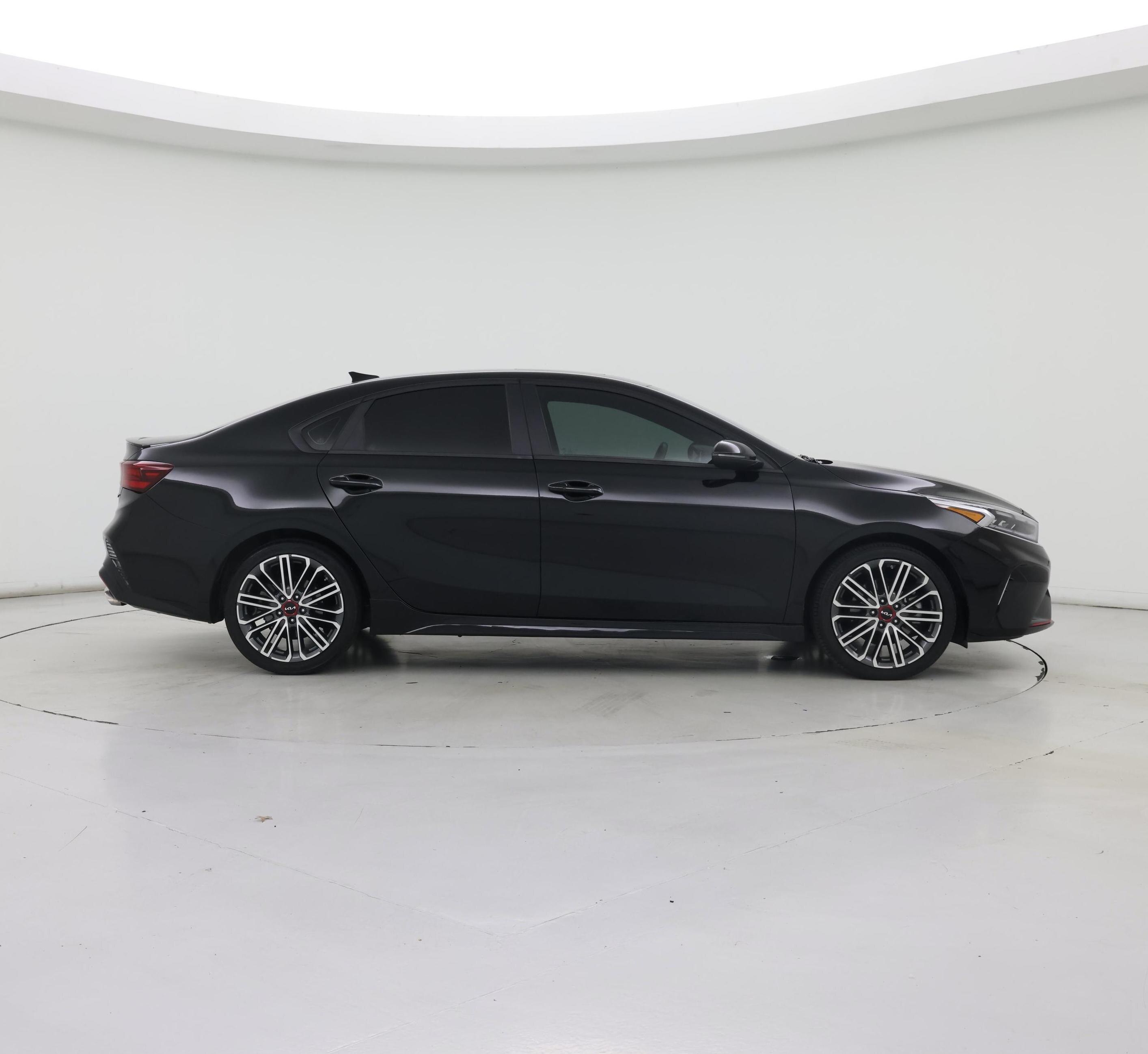 Thumbnail: 2024 Kia Forte - 7