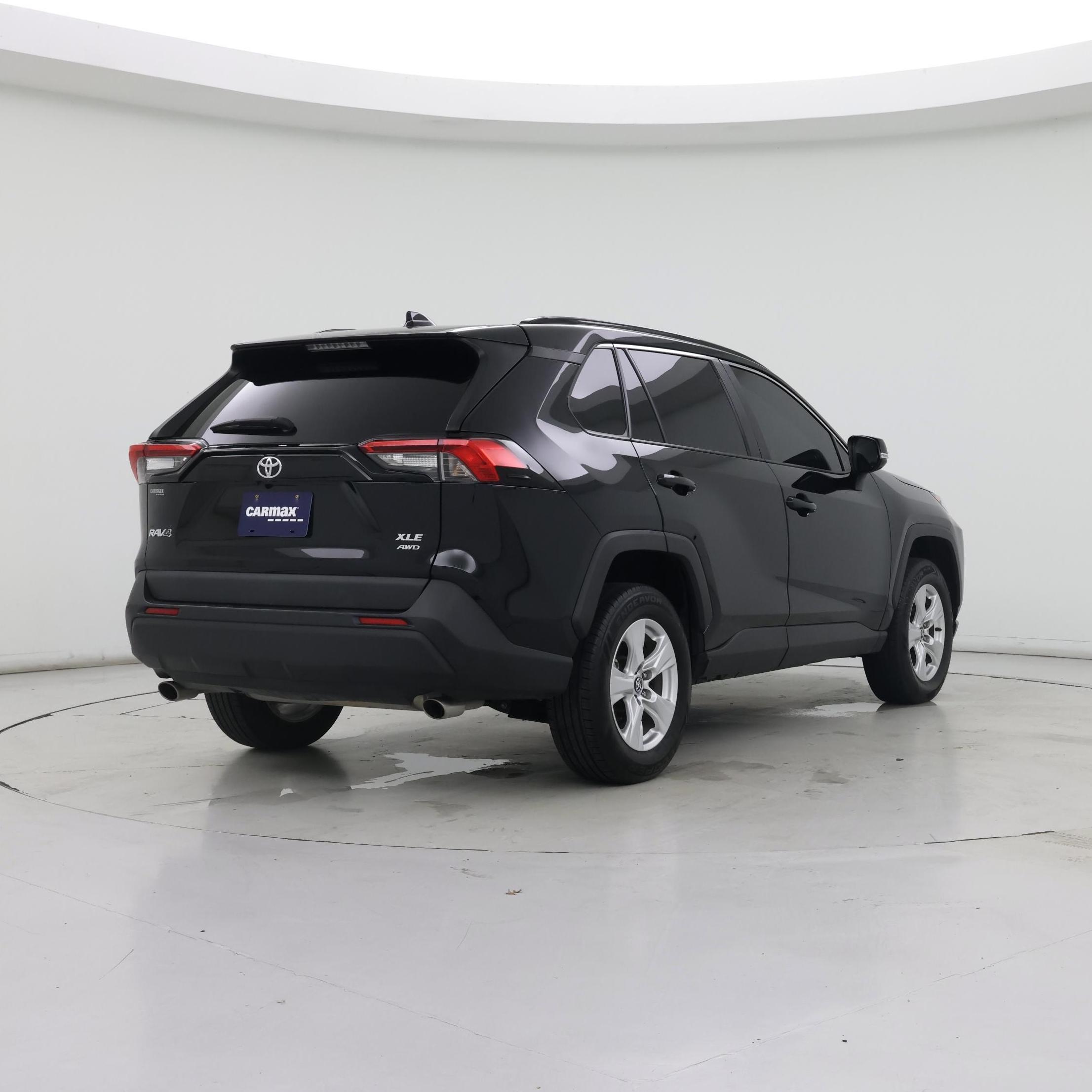 Thumbnail: 2020 Toyota RAV4 - 8