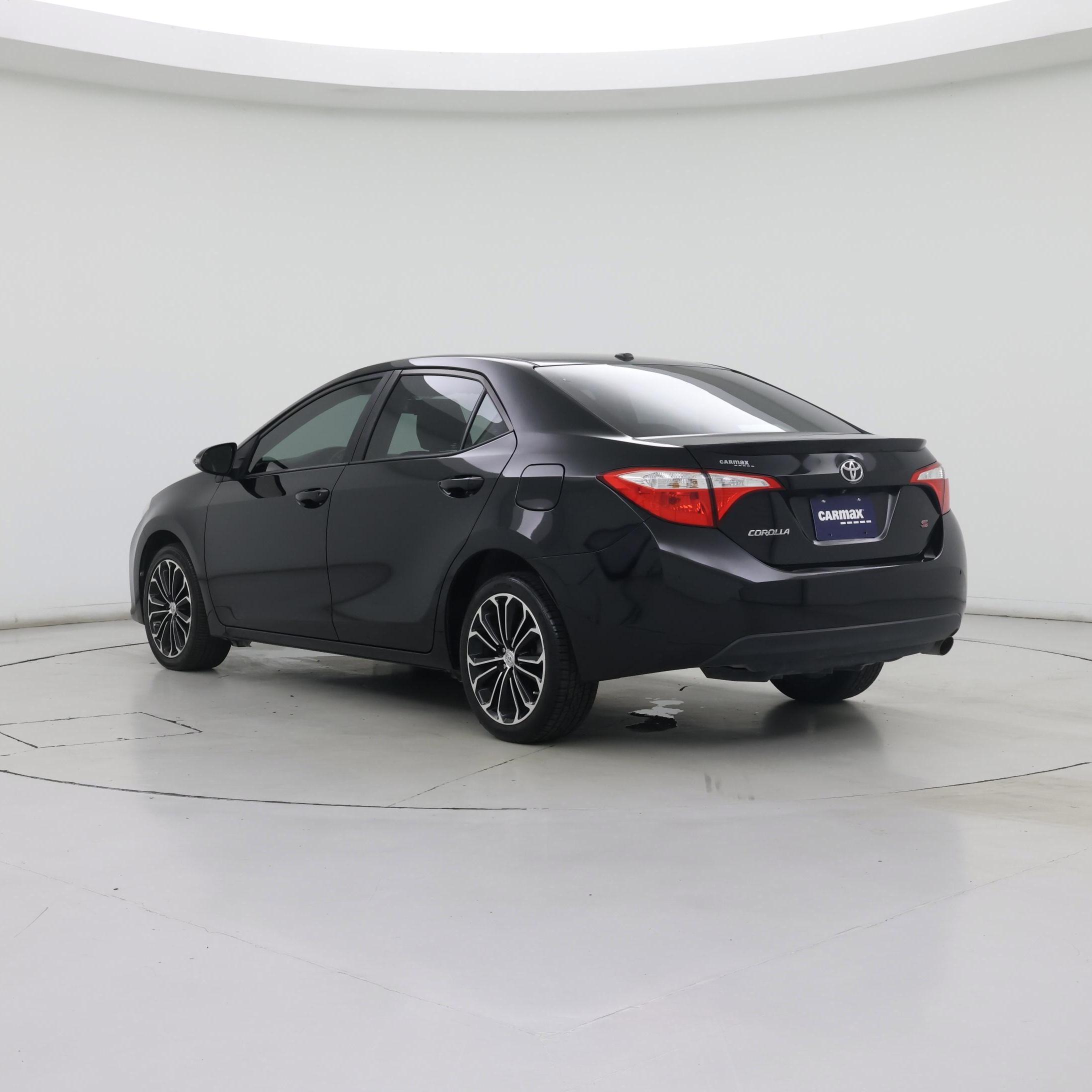 Thumbnail: 2015 Toyota Corolla - 2