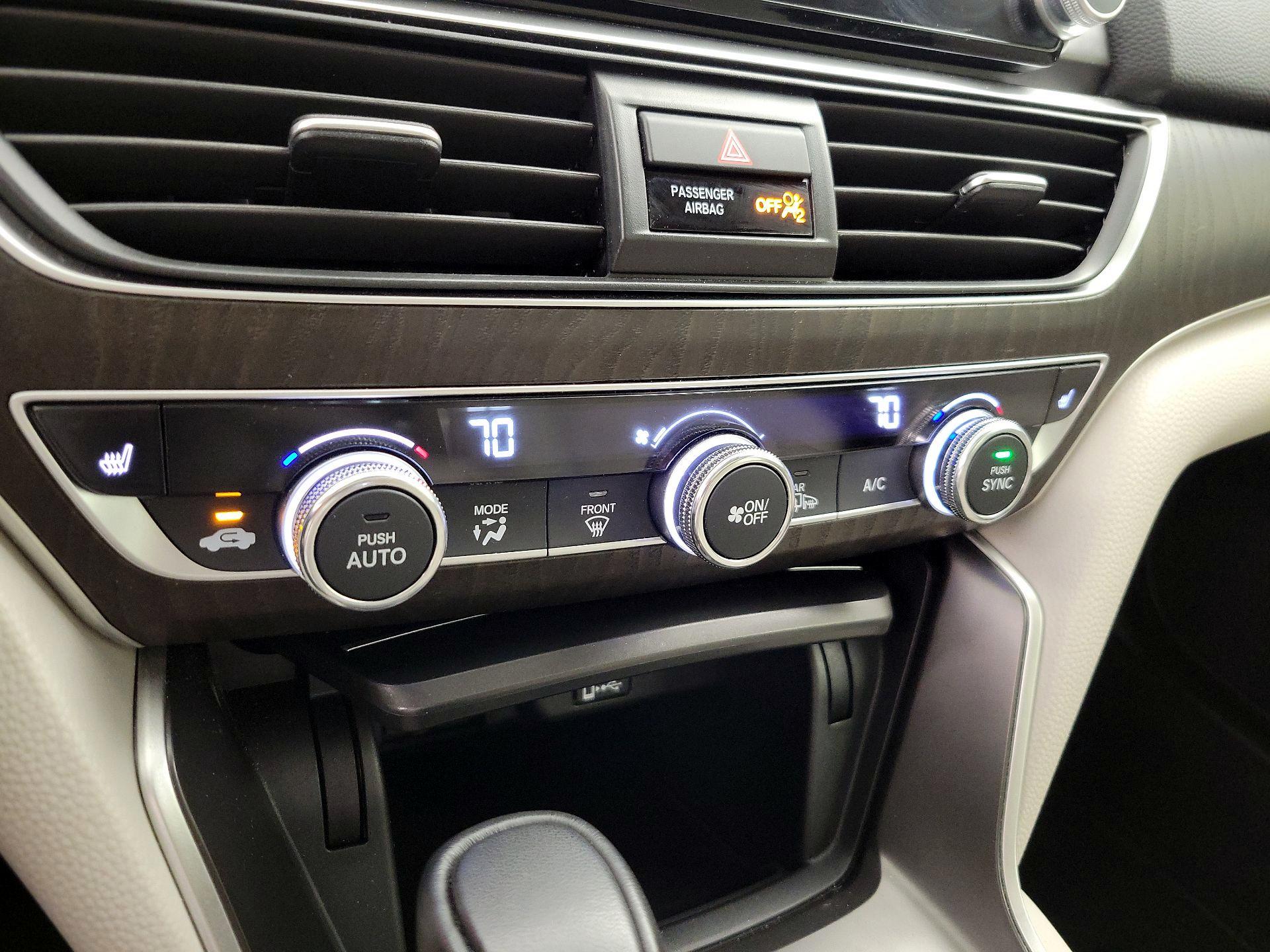 Thumbnail: 2018 Honda Accord - 16