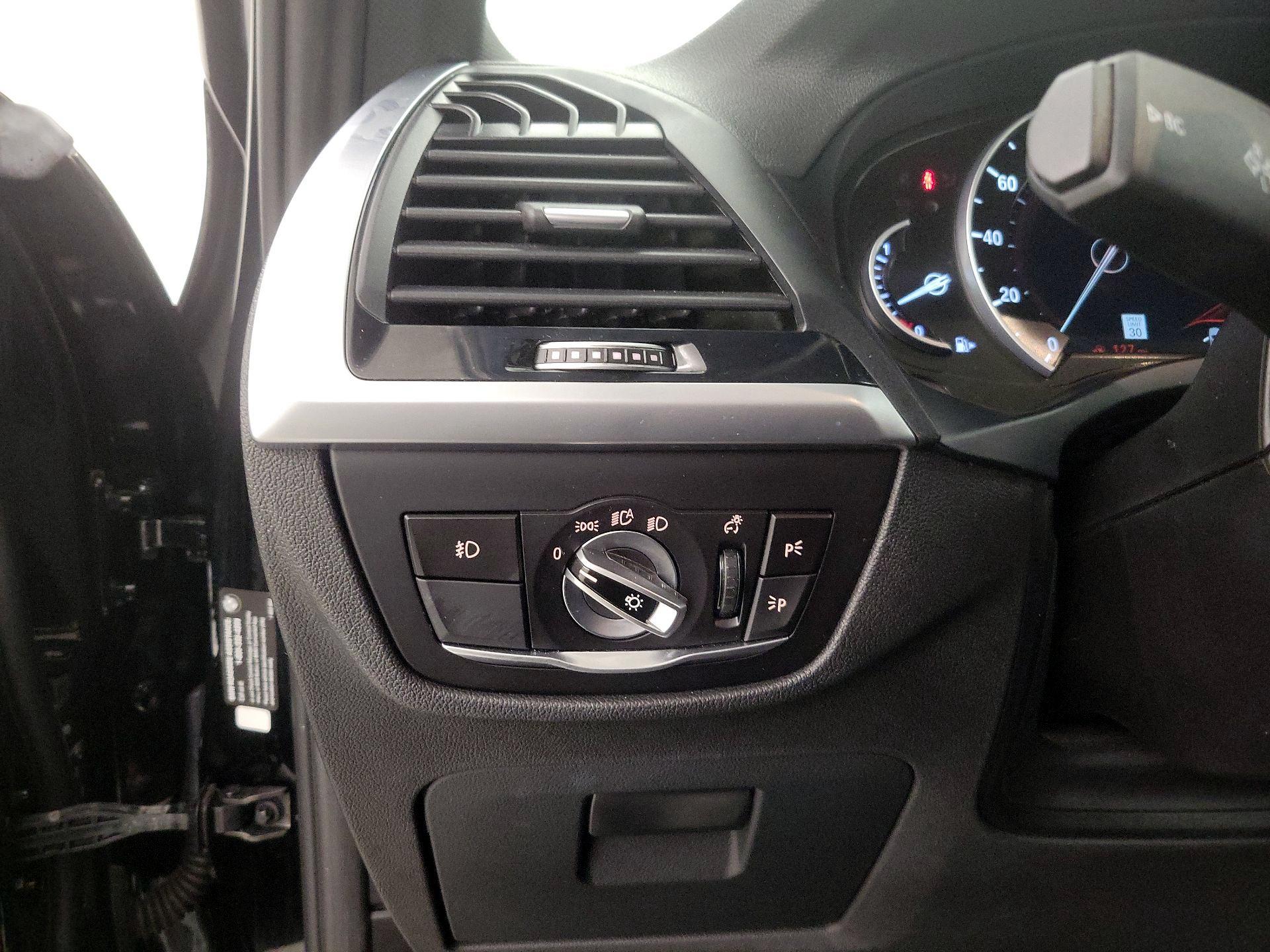 Thumbnail: 2019 BMW X3 - 13