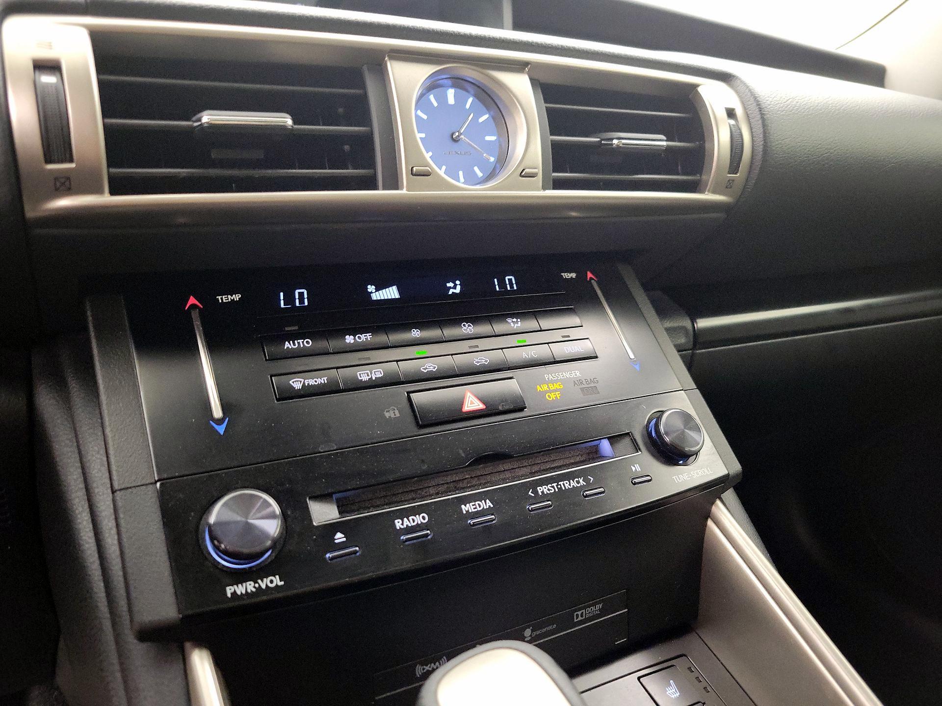 Thumbnail: 2014 Lexus IS - 16