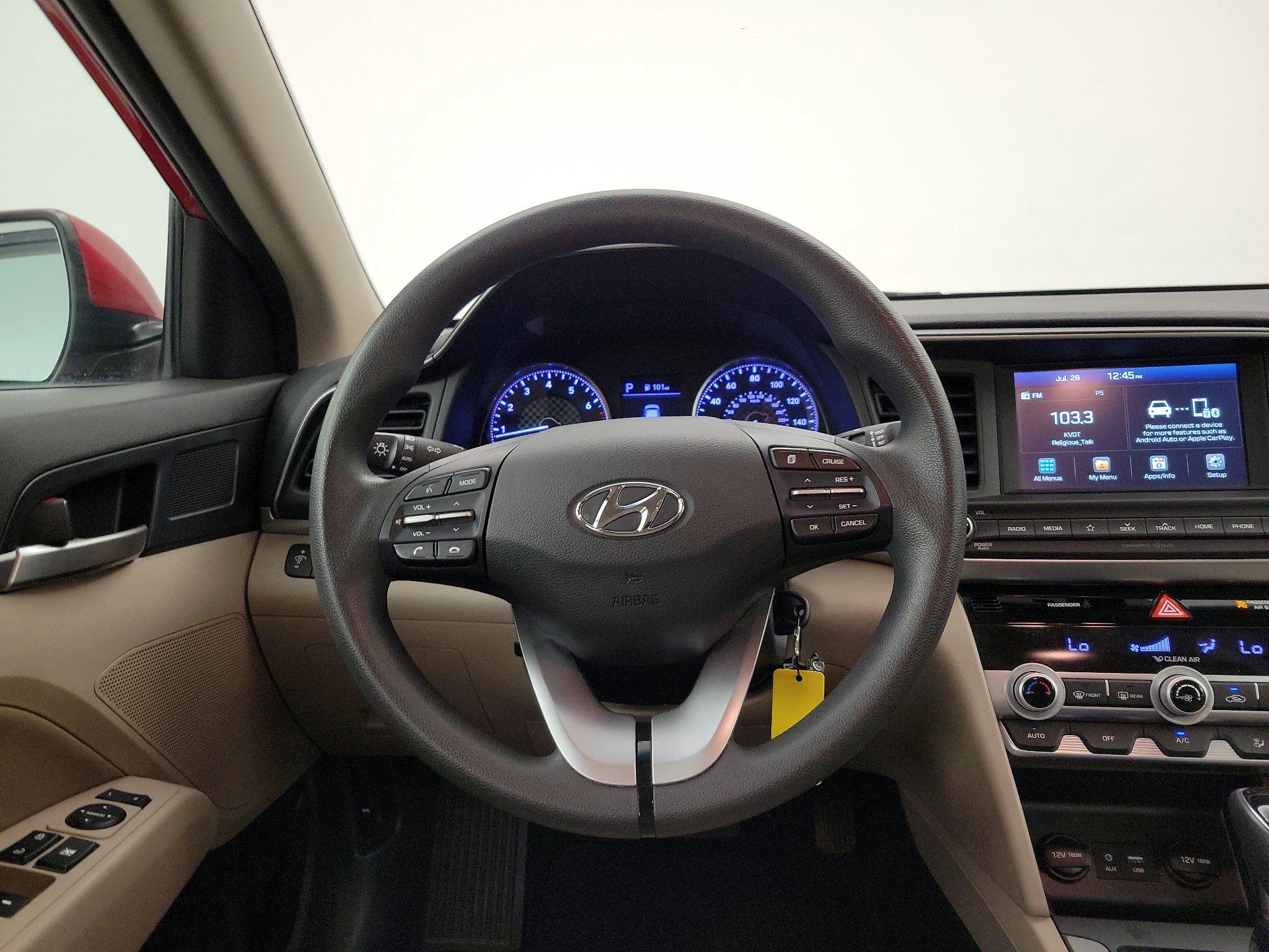 Thumbnail: 2020 Hyundai Elantra - 10
