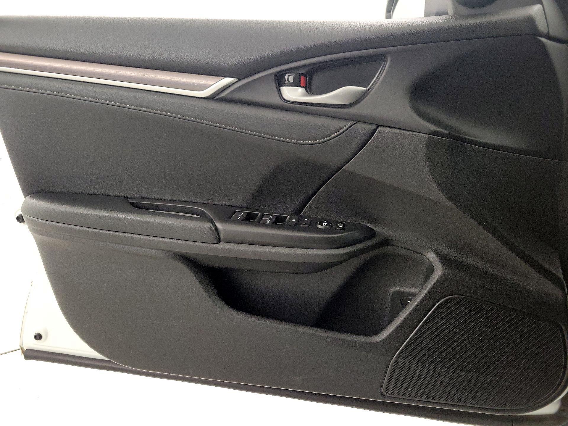 Thumbnail: 2019 Honda Civic - 12