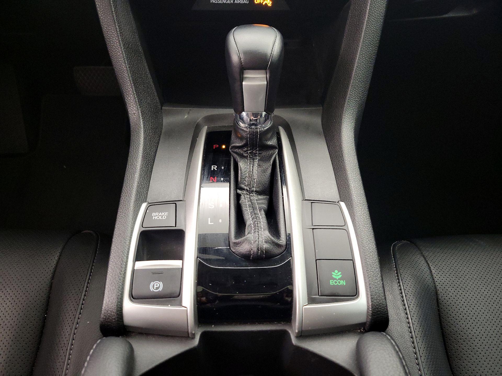 Thumbnail: 2019 Honda Civic - 17