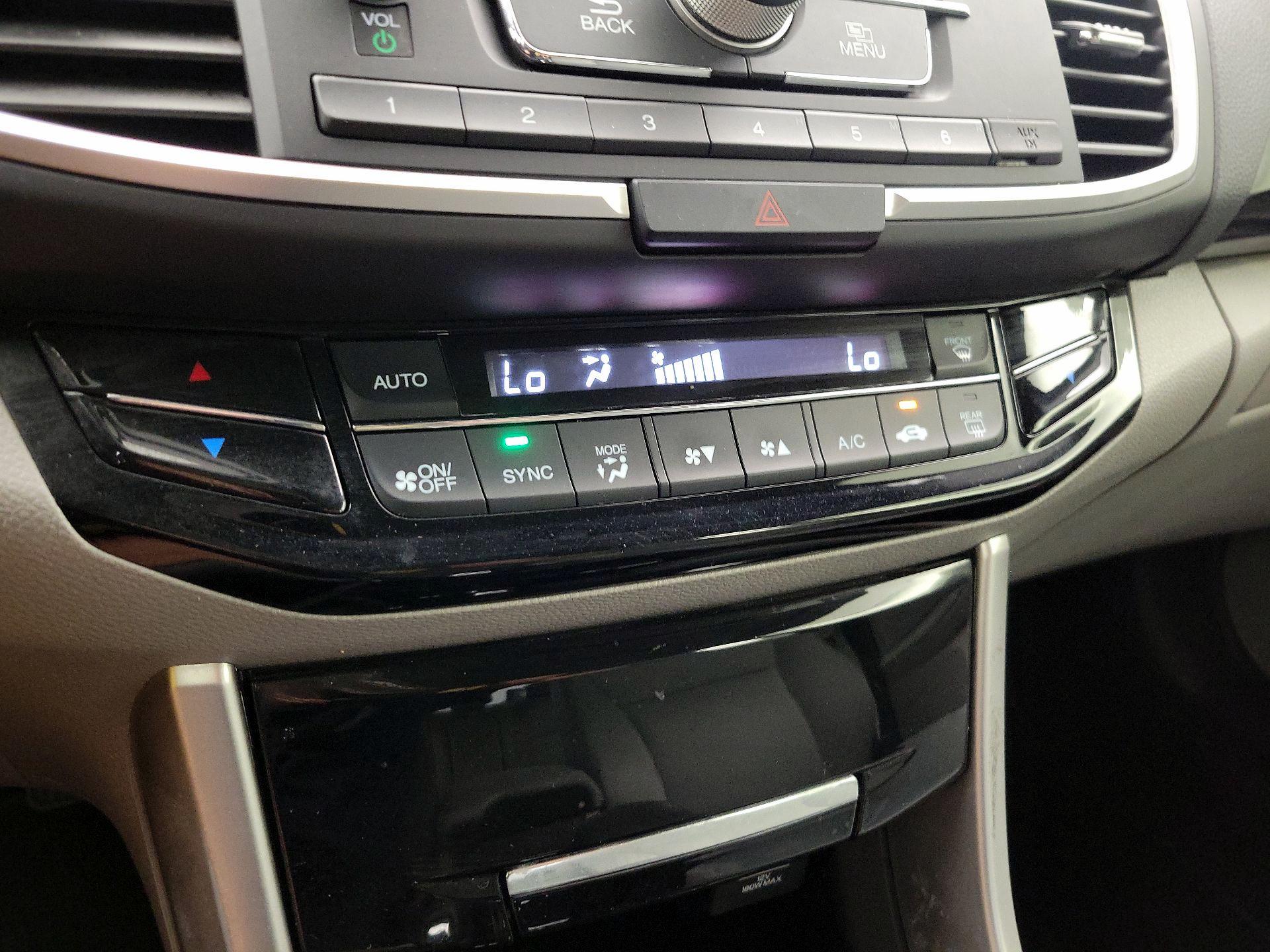 Thumbnail: 2017 Honda Accord - 16