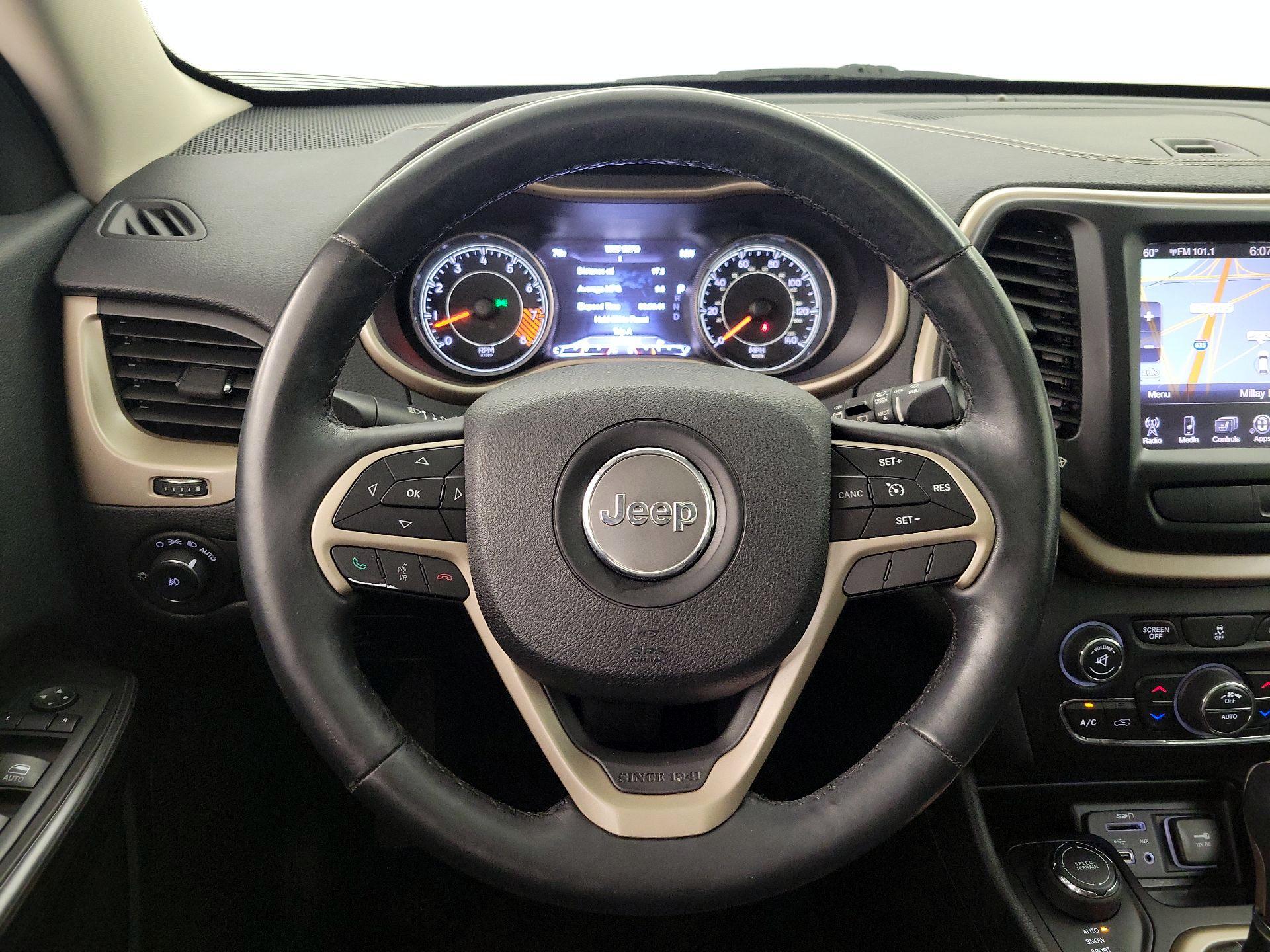 Thumbnail: 2014 Jeep Cherokee - 10