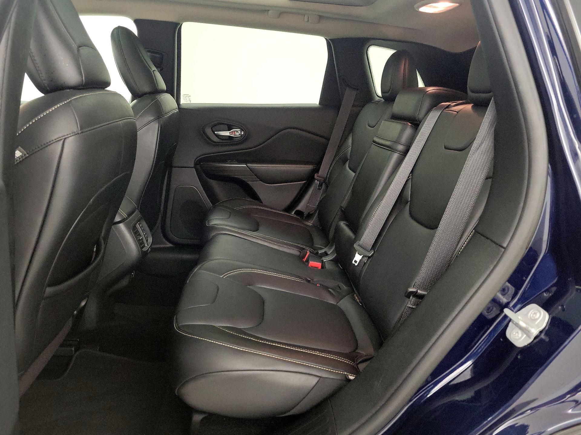 Thumbnail: 2014 Jeep Cherokee - 20