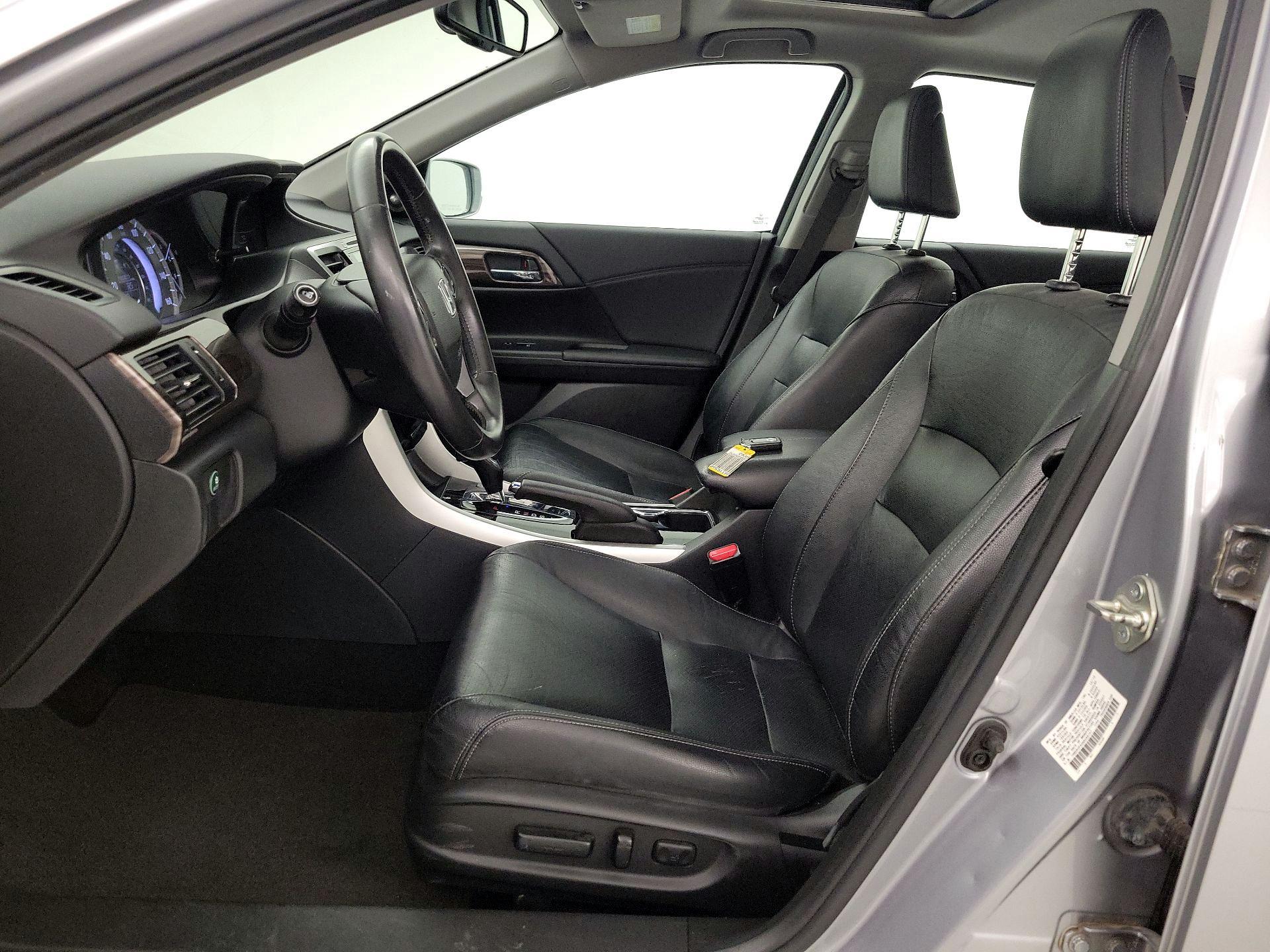 Thumbnail: 2016 Honda Accord - 11