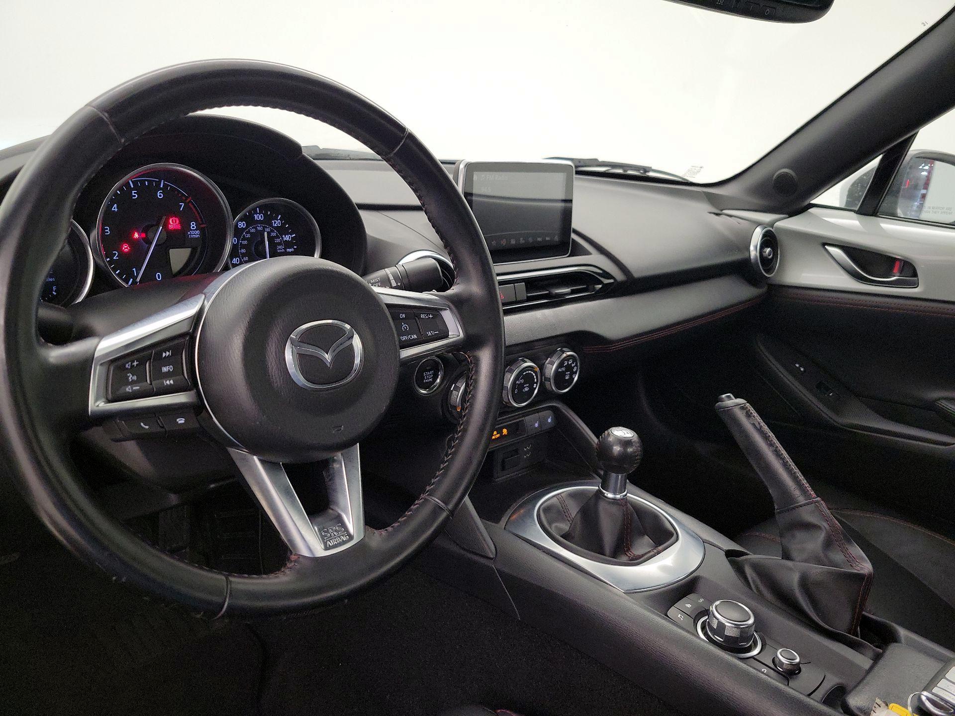 Thumbnail: 2016 Mazda MX-5 Miata - 9