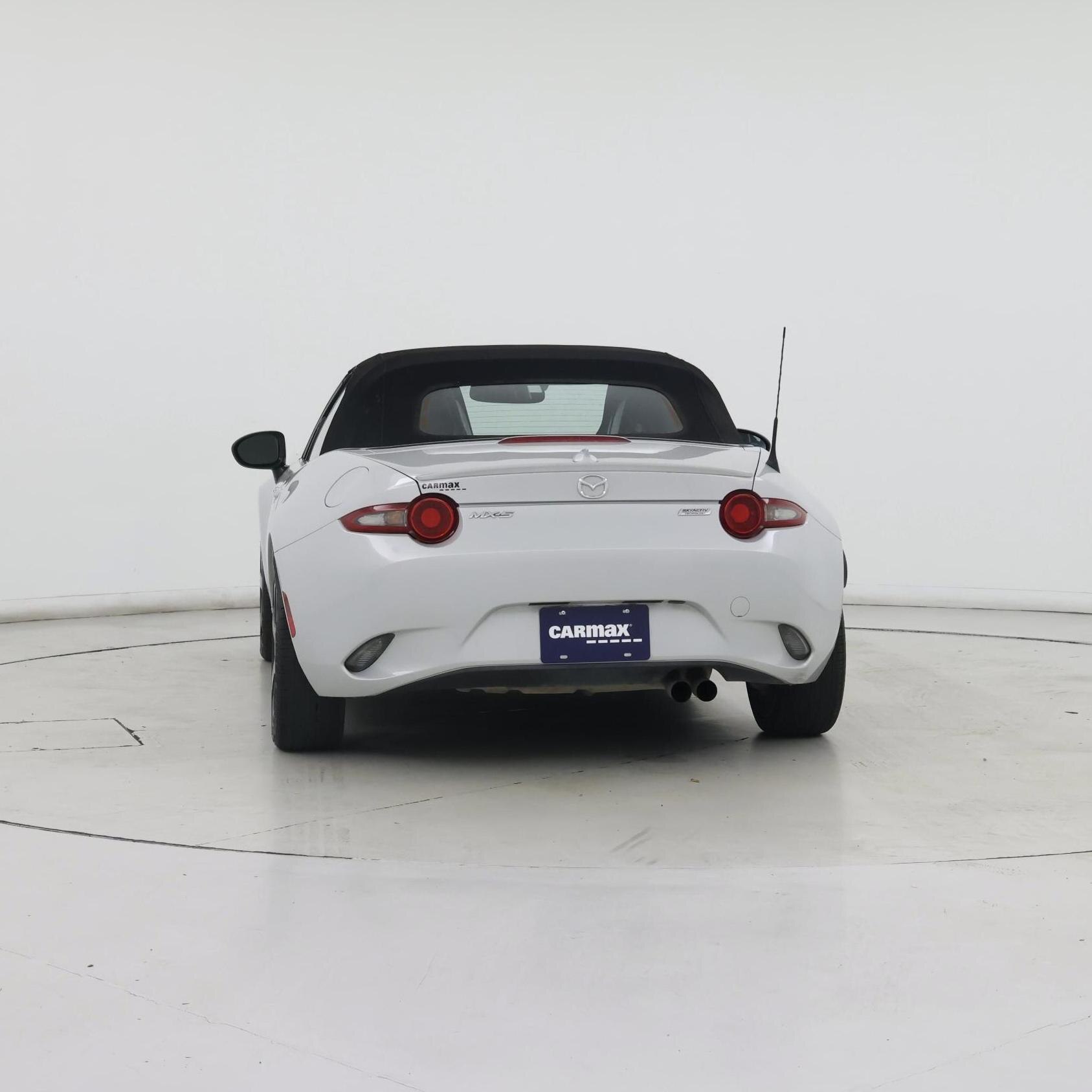 Thumbnail: 2016 Mazda MX-5 Miata - 6