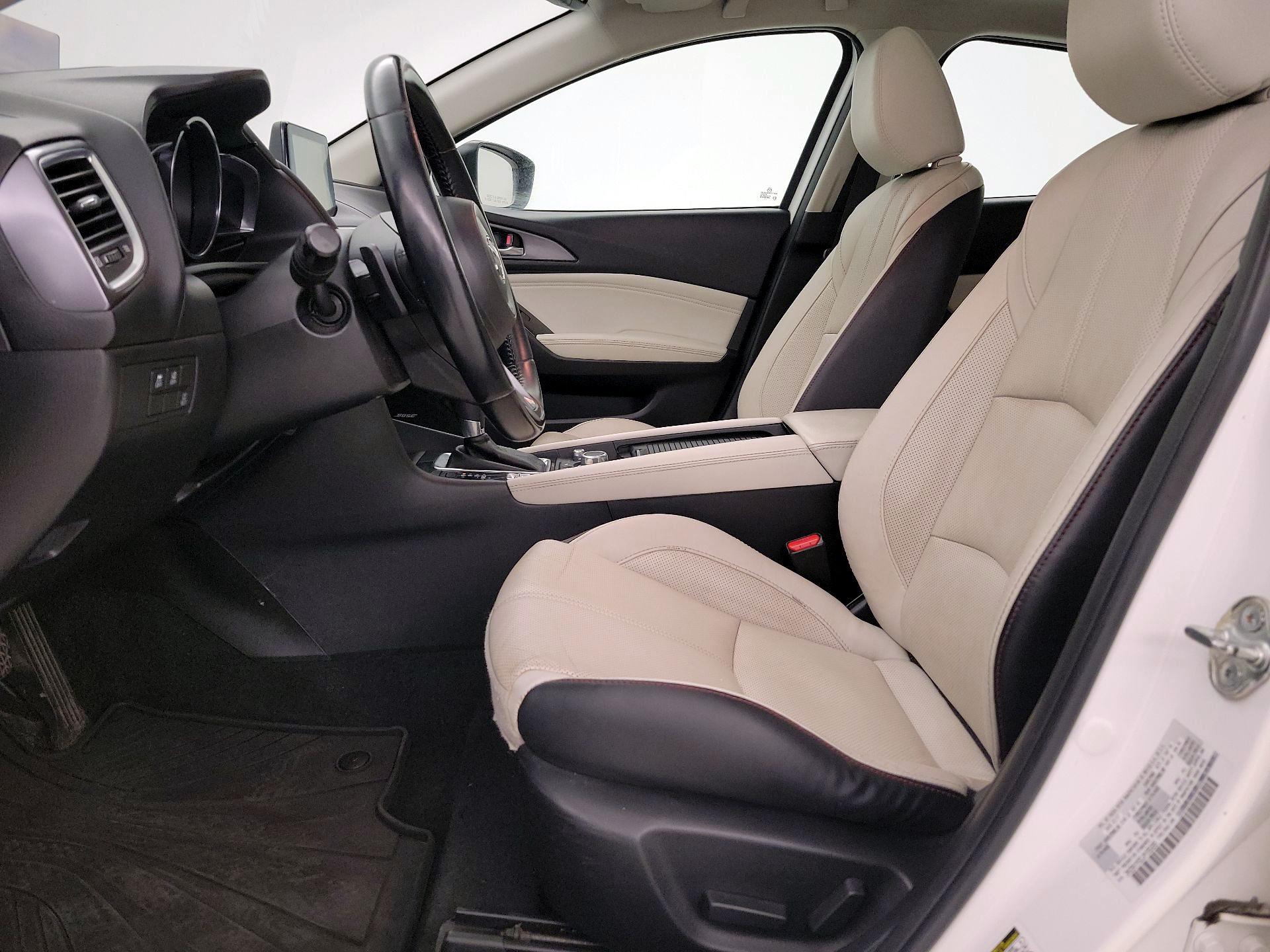 Thumbnail: 2018 Mazda Mazda3 - 11