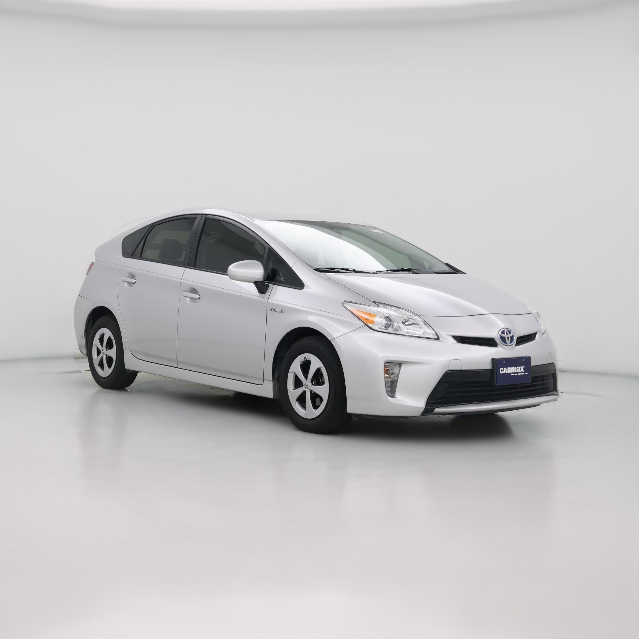 Thumbnail: 2015 Toyota Prius - 1