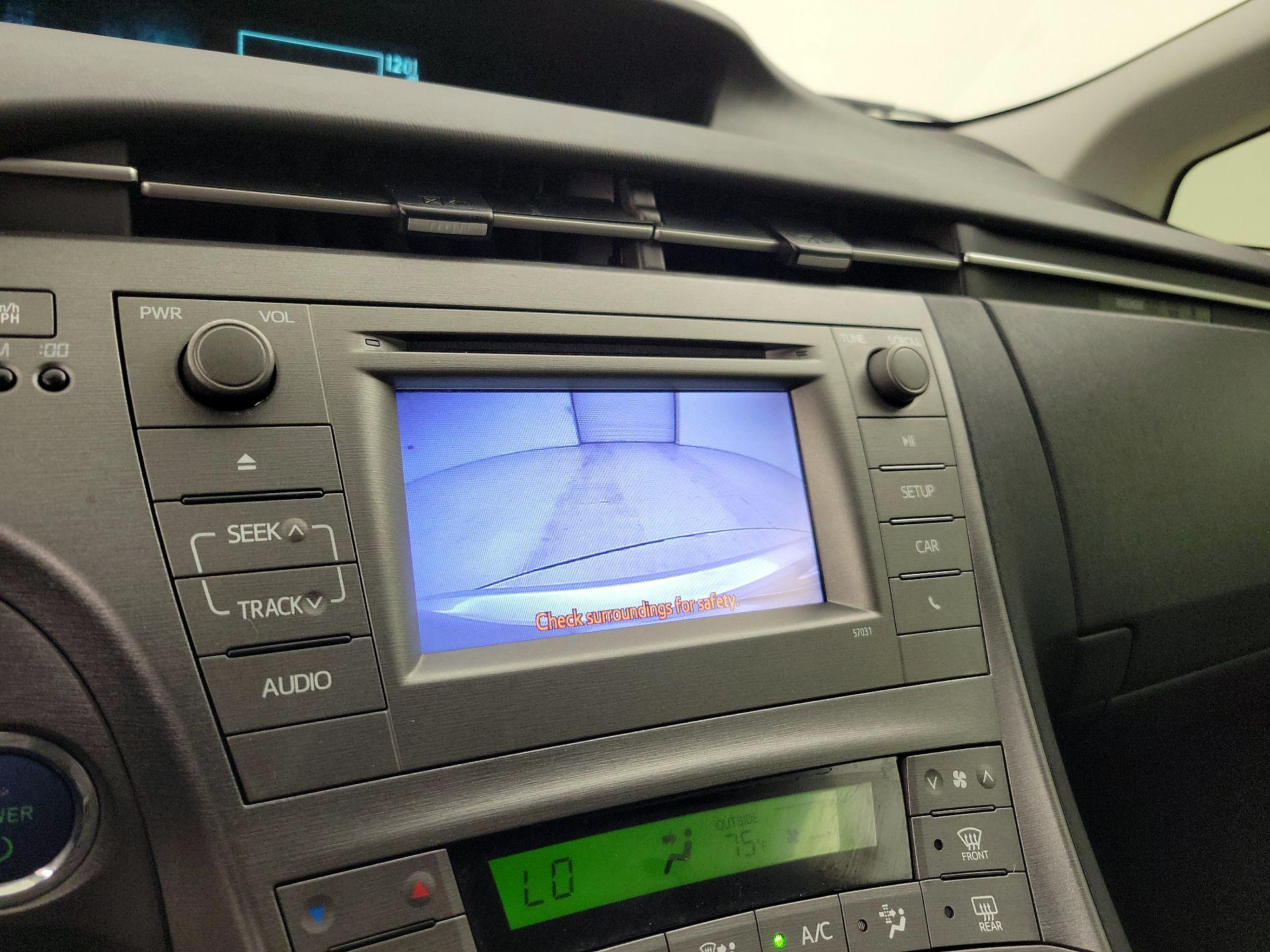 Thumbnail: 2015 Toyota Prius - 14