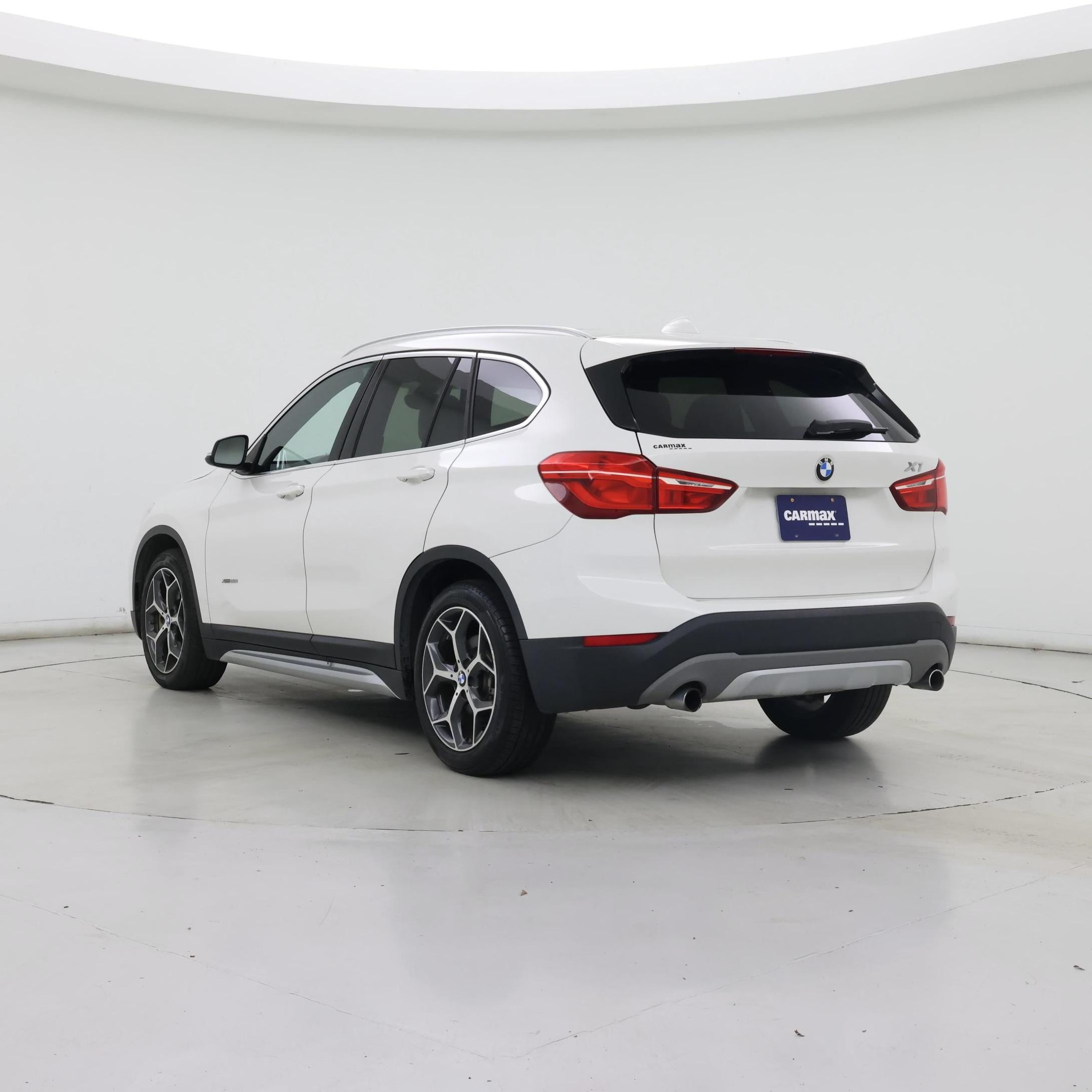 Thumbnail: 2016 BMW X1 - 2