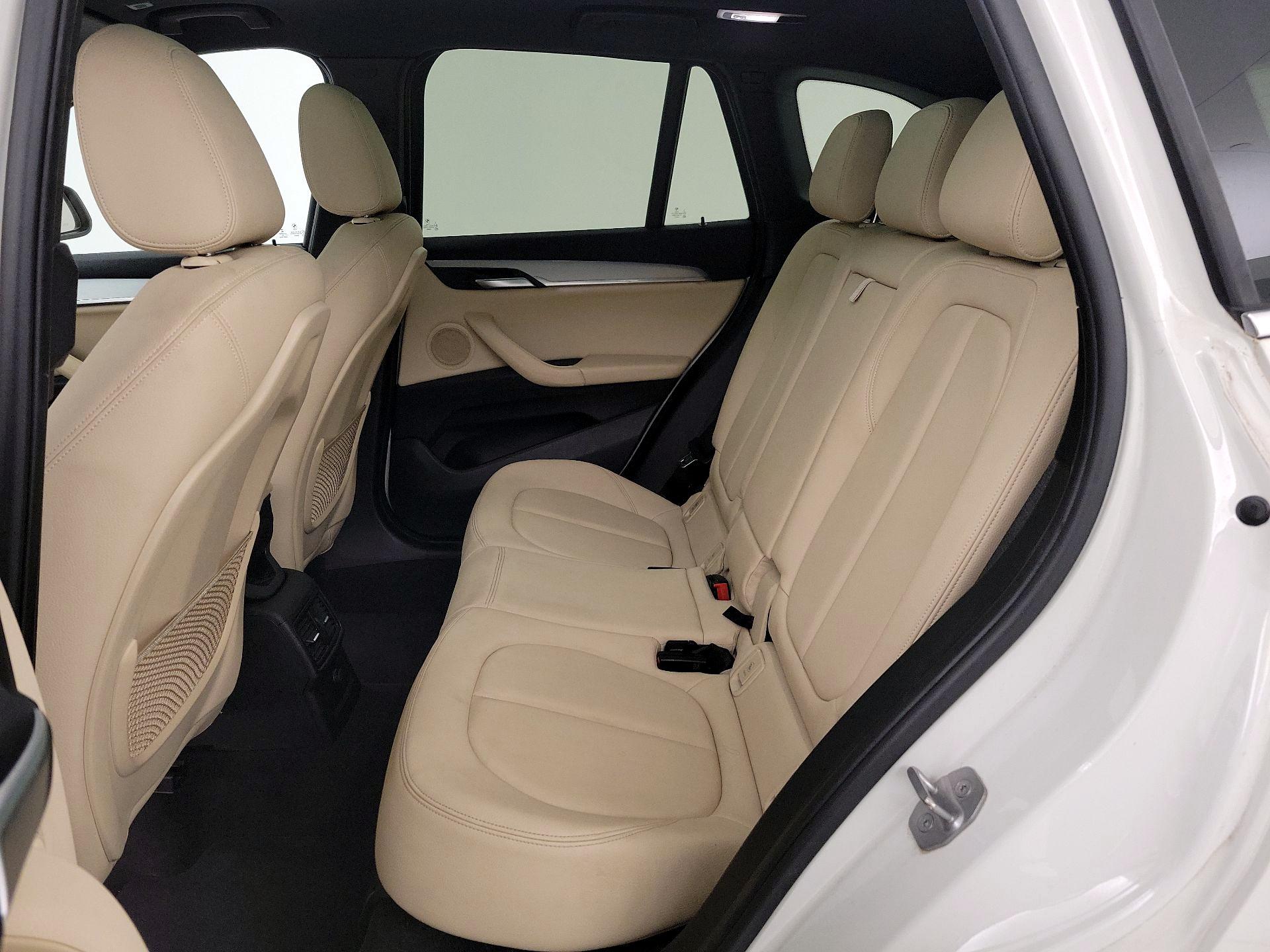 Thumbnail: 2016 BMW X1 - 19