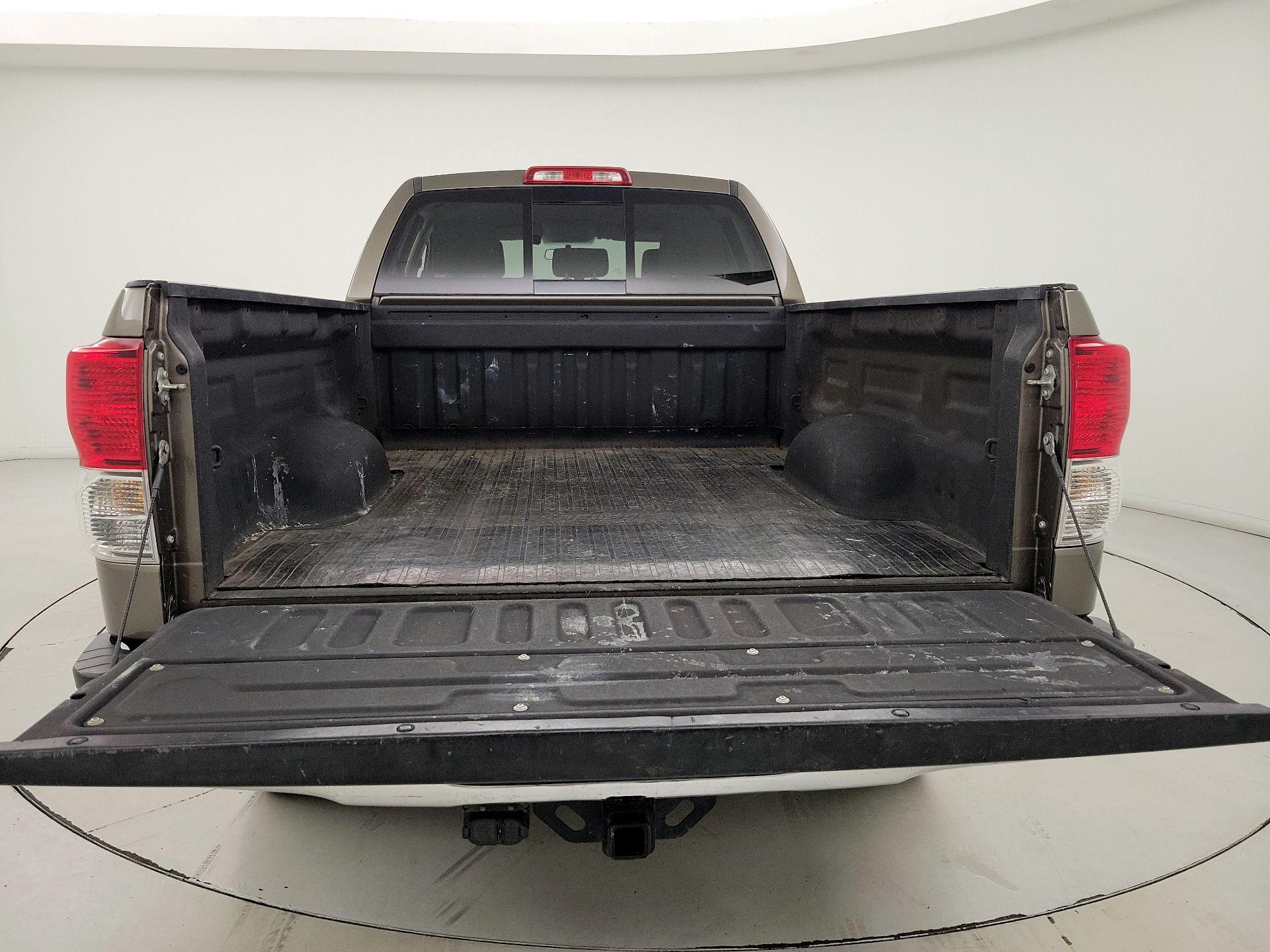 Thumbnail: 2013 Toyota Tundra - 19