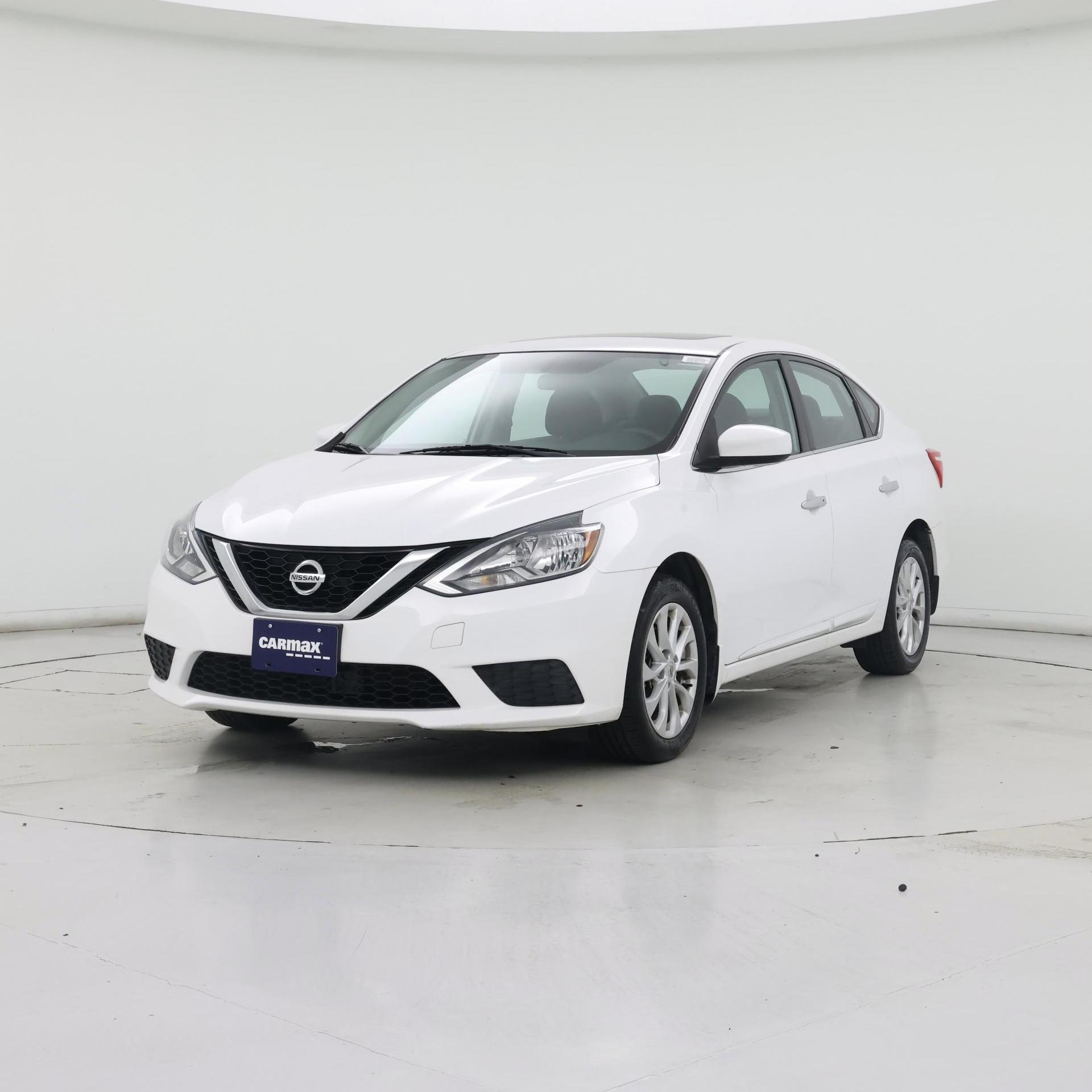 Thumbnail: 2017 Nissan Sentra - 4