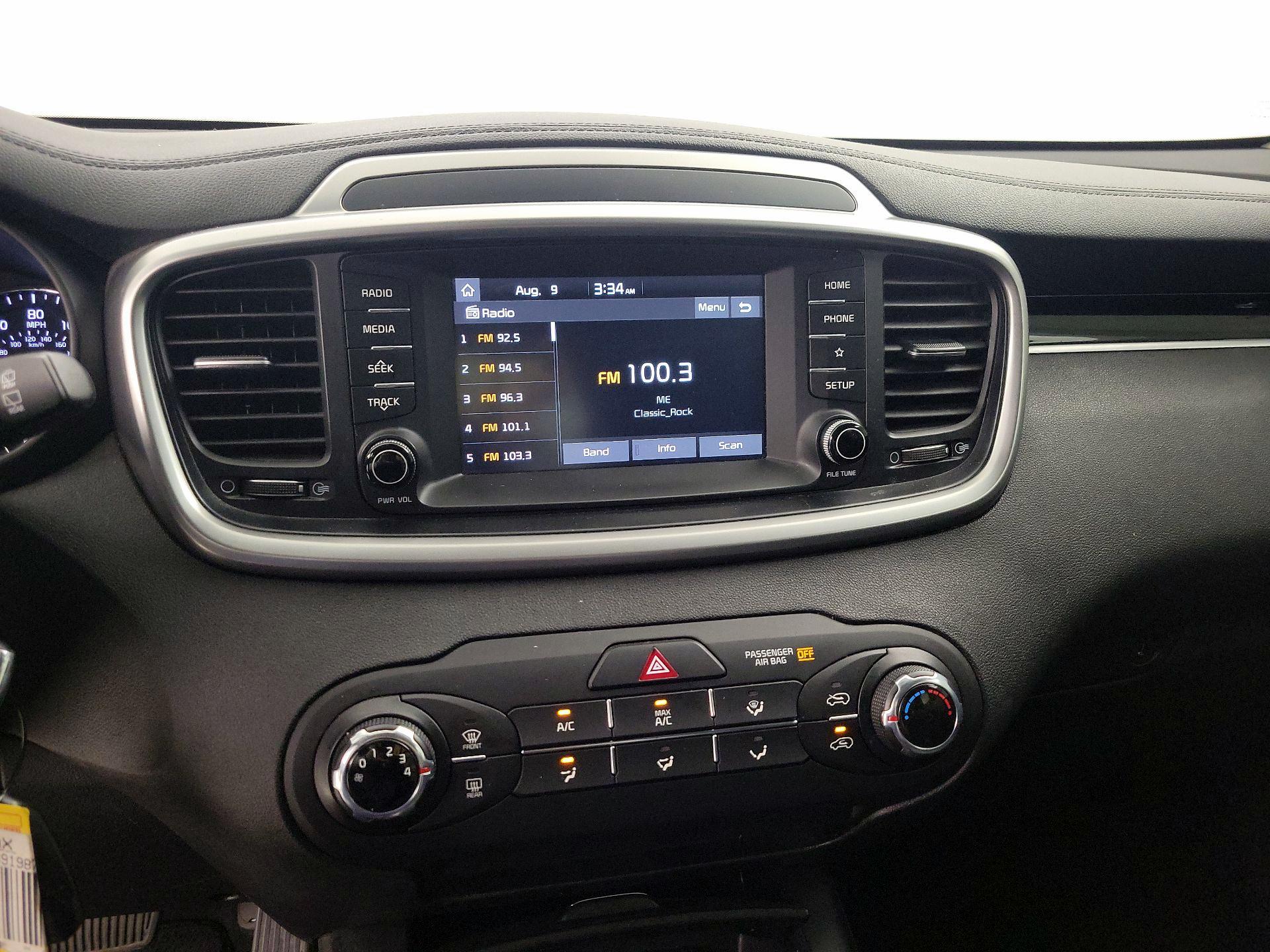 Thumbnail: 2020 Kia Sorento - 15