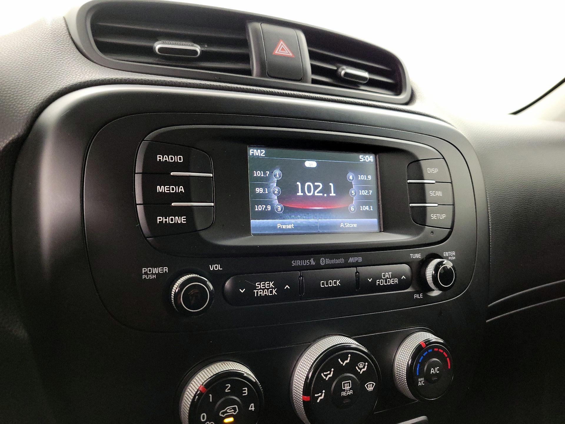Thumbnail: 2016 Kia Soul - 15
