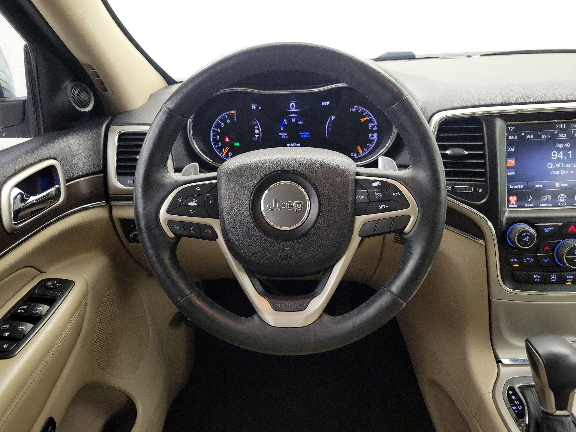 Thumbnail: 2017 Jeep Grand Cherokee - 10