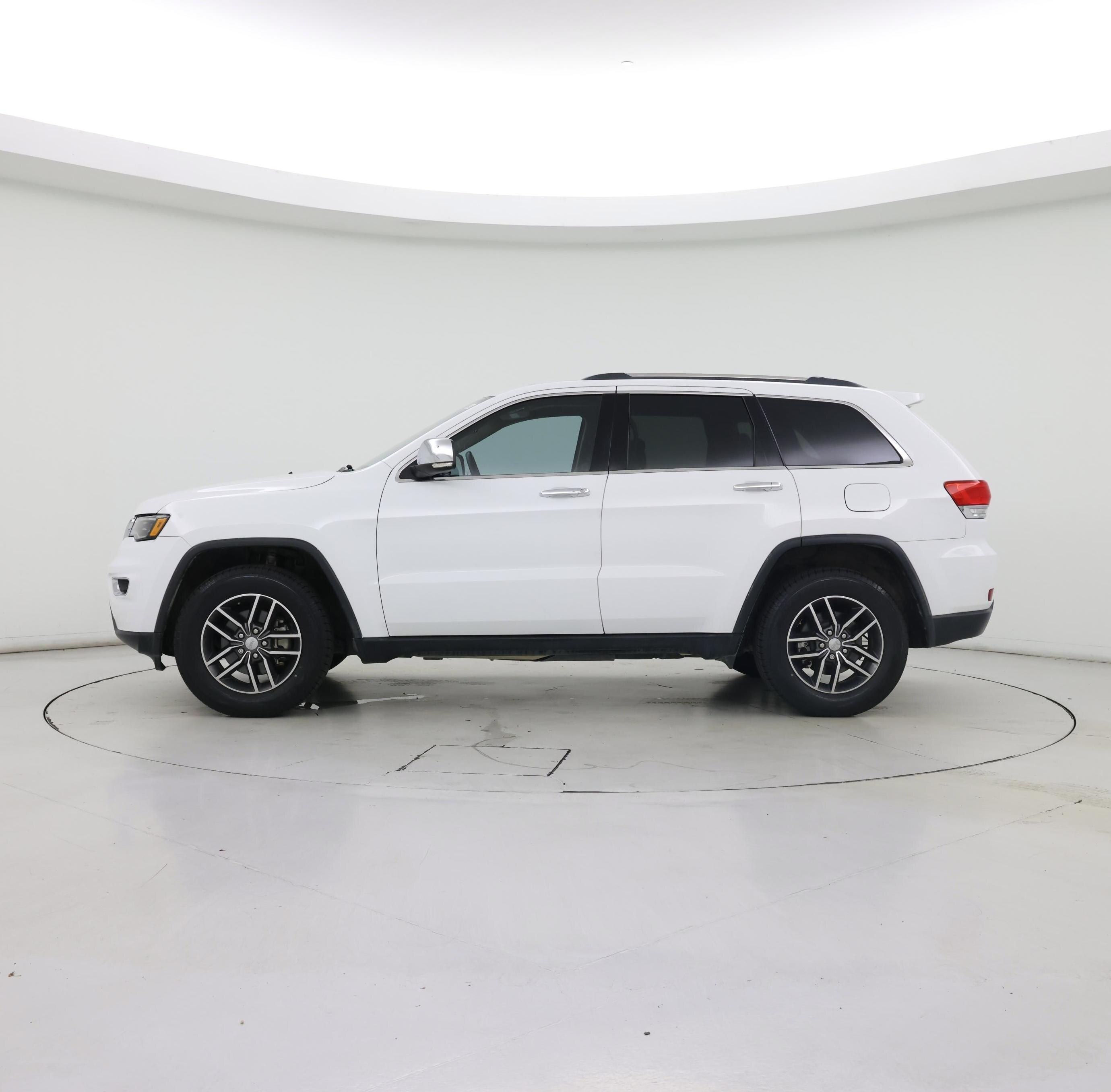 Thumbnail: 2017 Jeep Grand Cherokee - 3
