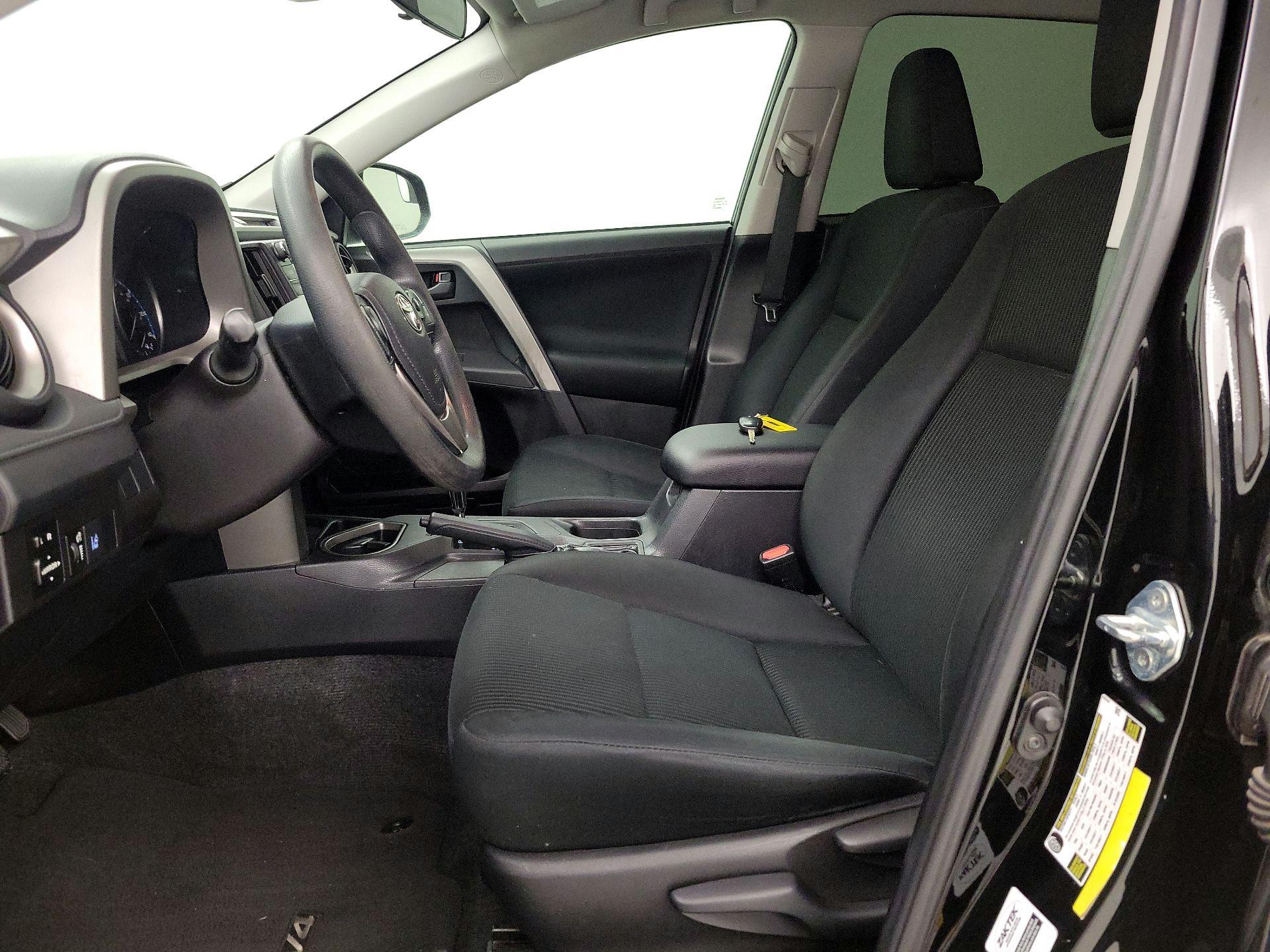 Thumbnail: 2017 Toyota RAV4 - 11