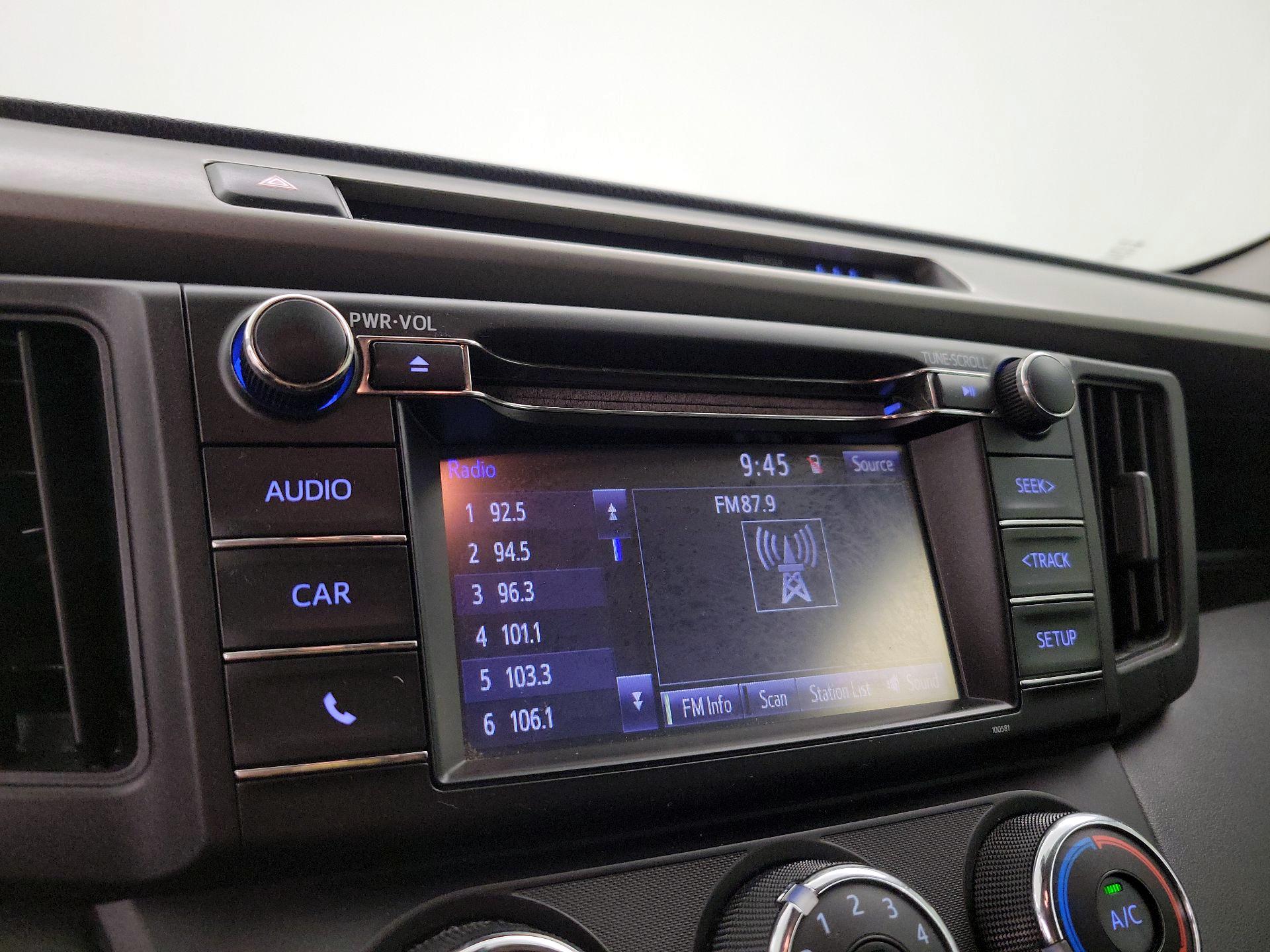 Thumbnail: 2017 Toyota RAV4 - 15