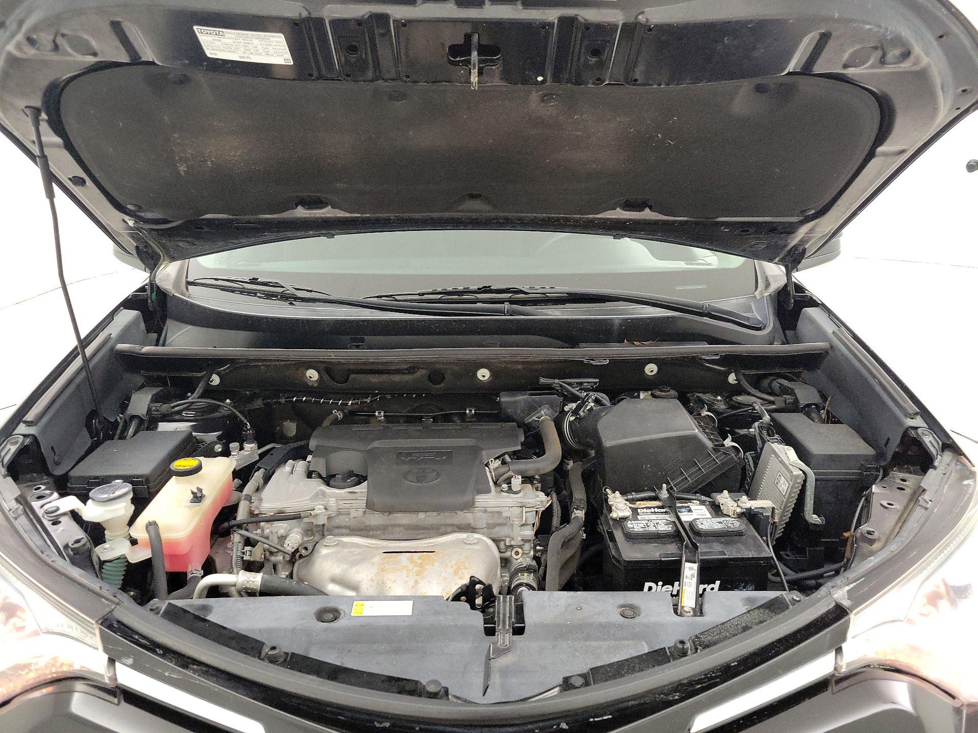 Thumbnail: 2017 Toyota RAV4 - 20