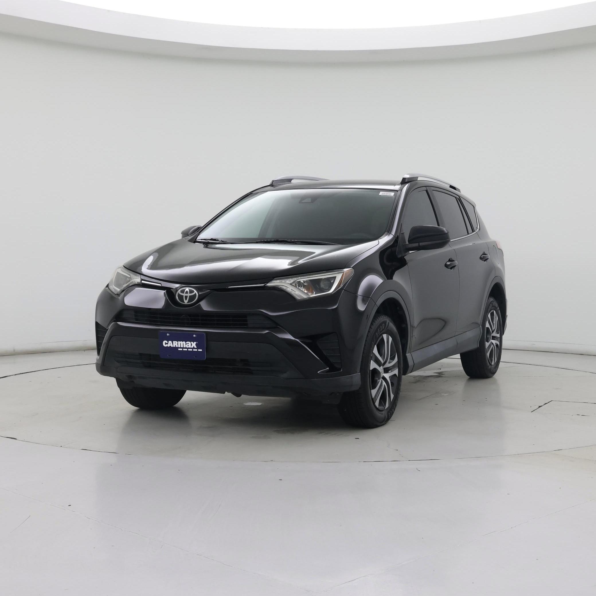 Thumbnail: 2017 Toyota RAV4 - 4