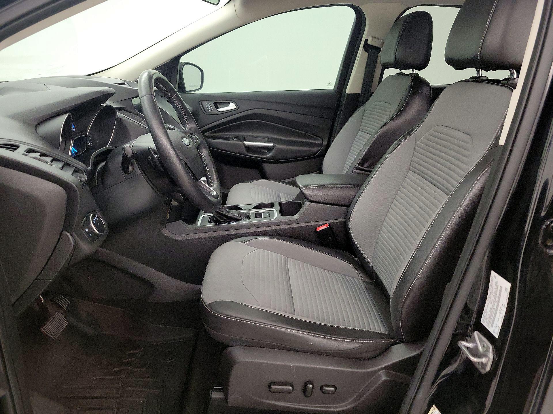 Thumbnail: 2017 Ford Escape - 11