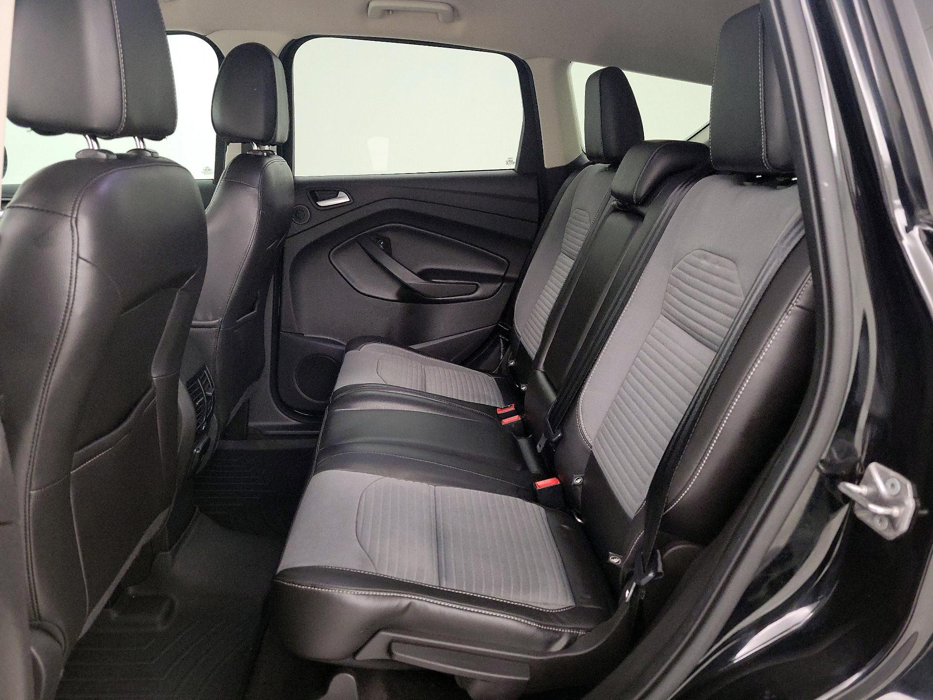 Thumbnail: 2017 Ford Escape - 18