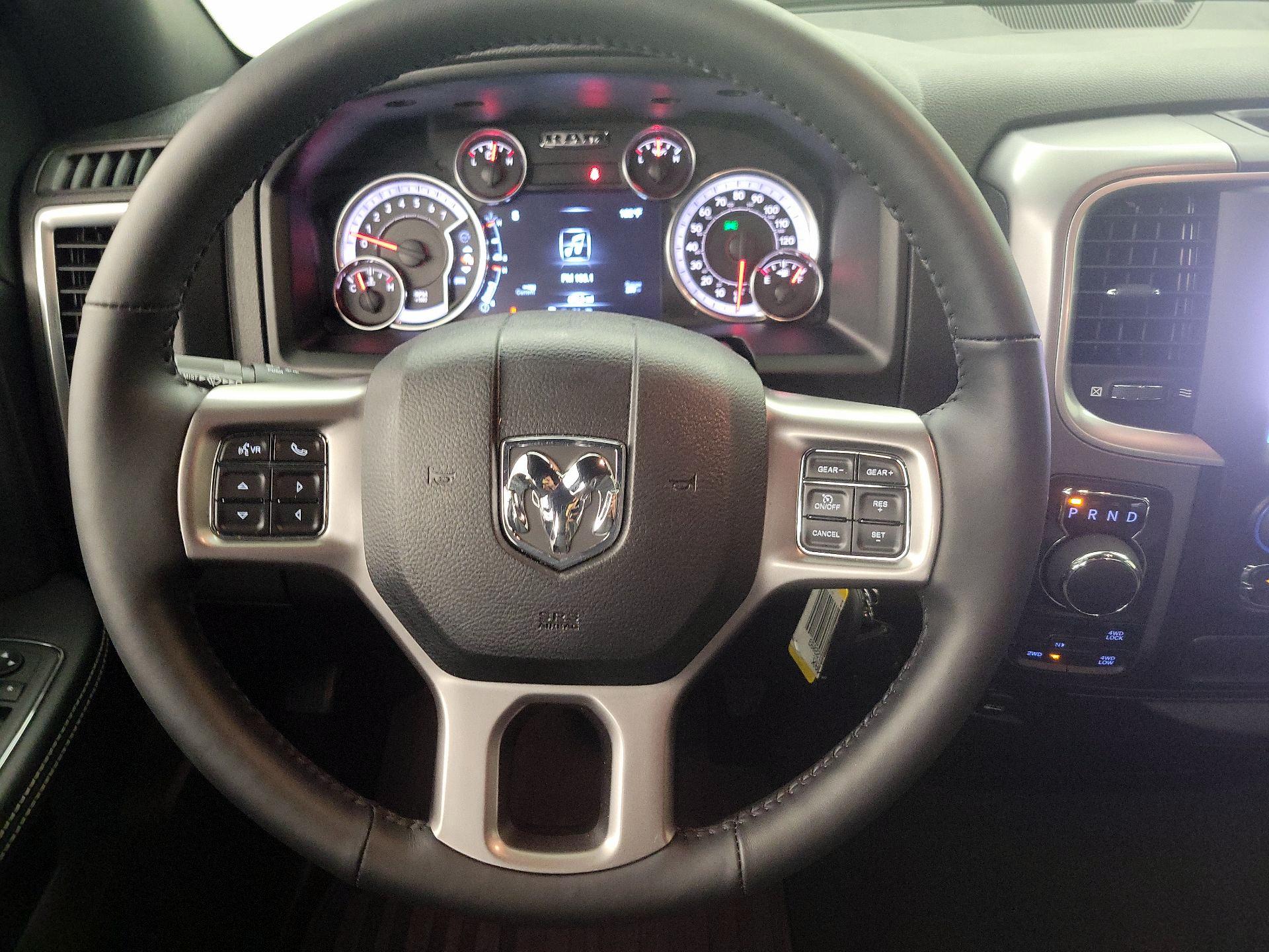 Thumbnail: 2022 RAM 1500 Classic - 10