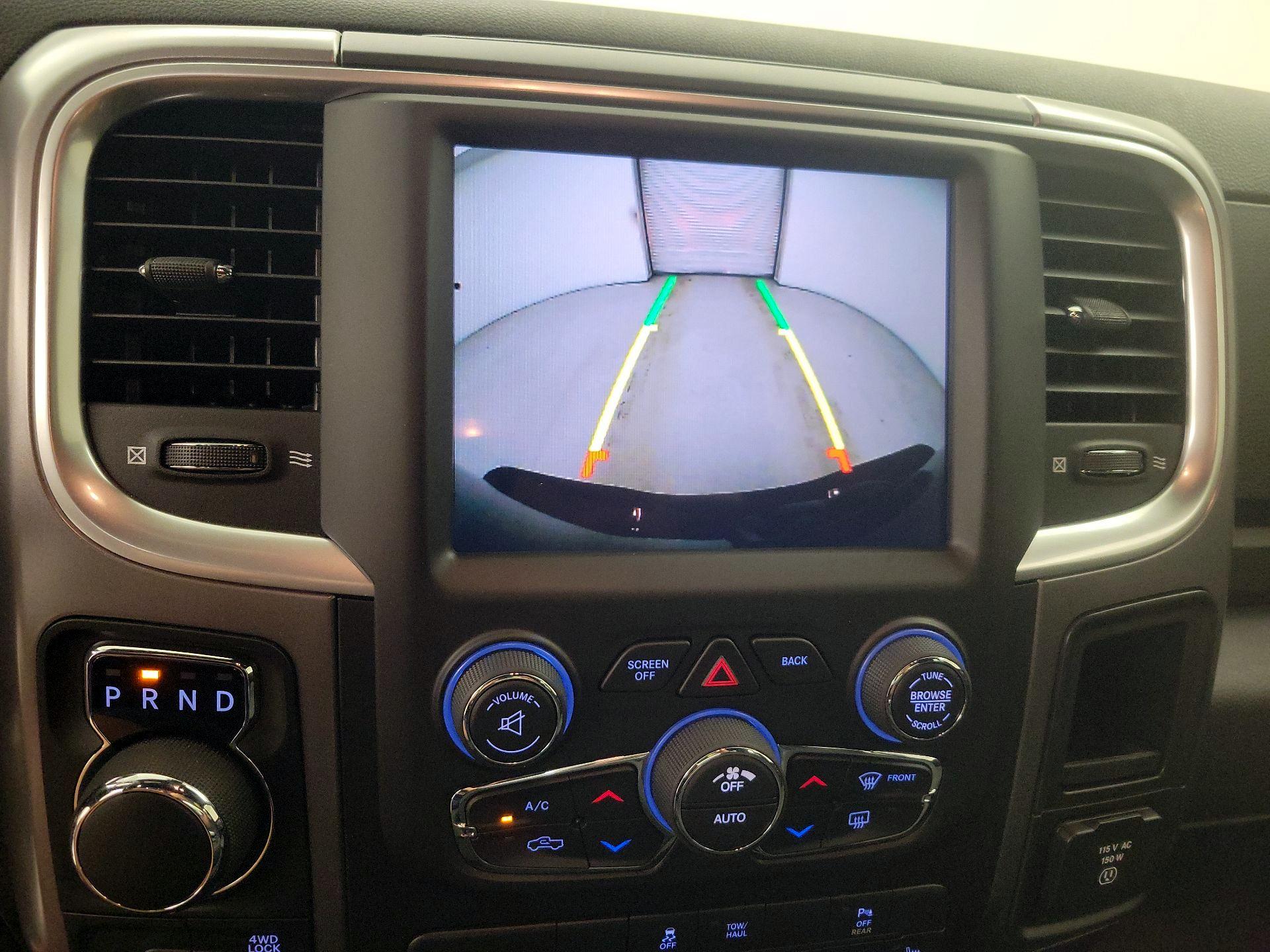Thumbnail: 2022 RAM 1500 Classic - 14