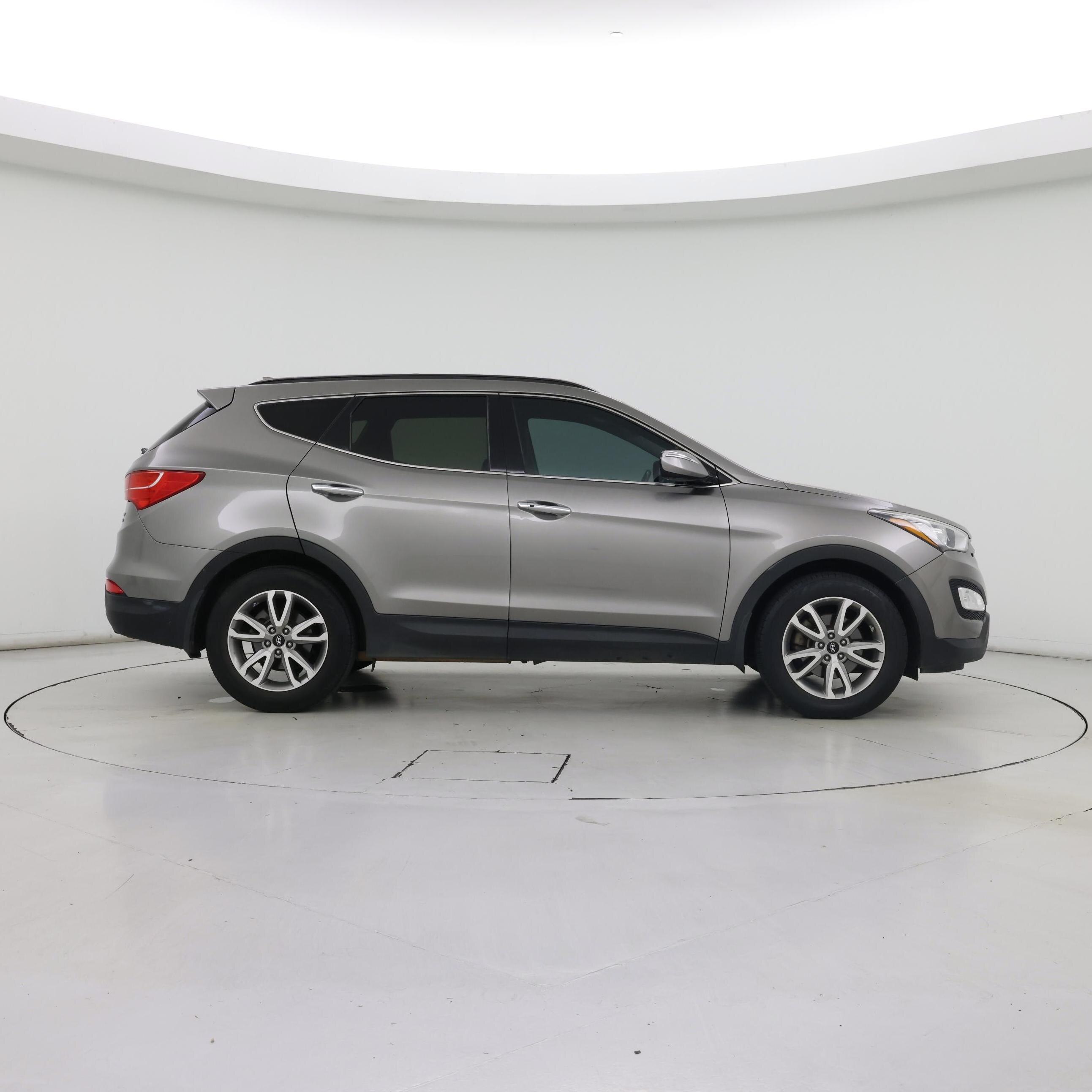 Thumbnail: 2016 Hyundai Santa Fe - 7
