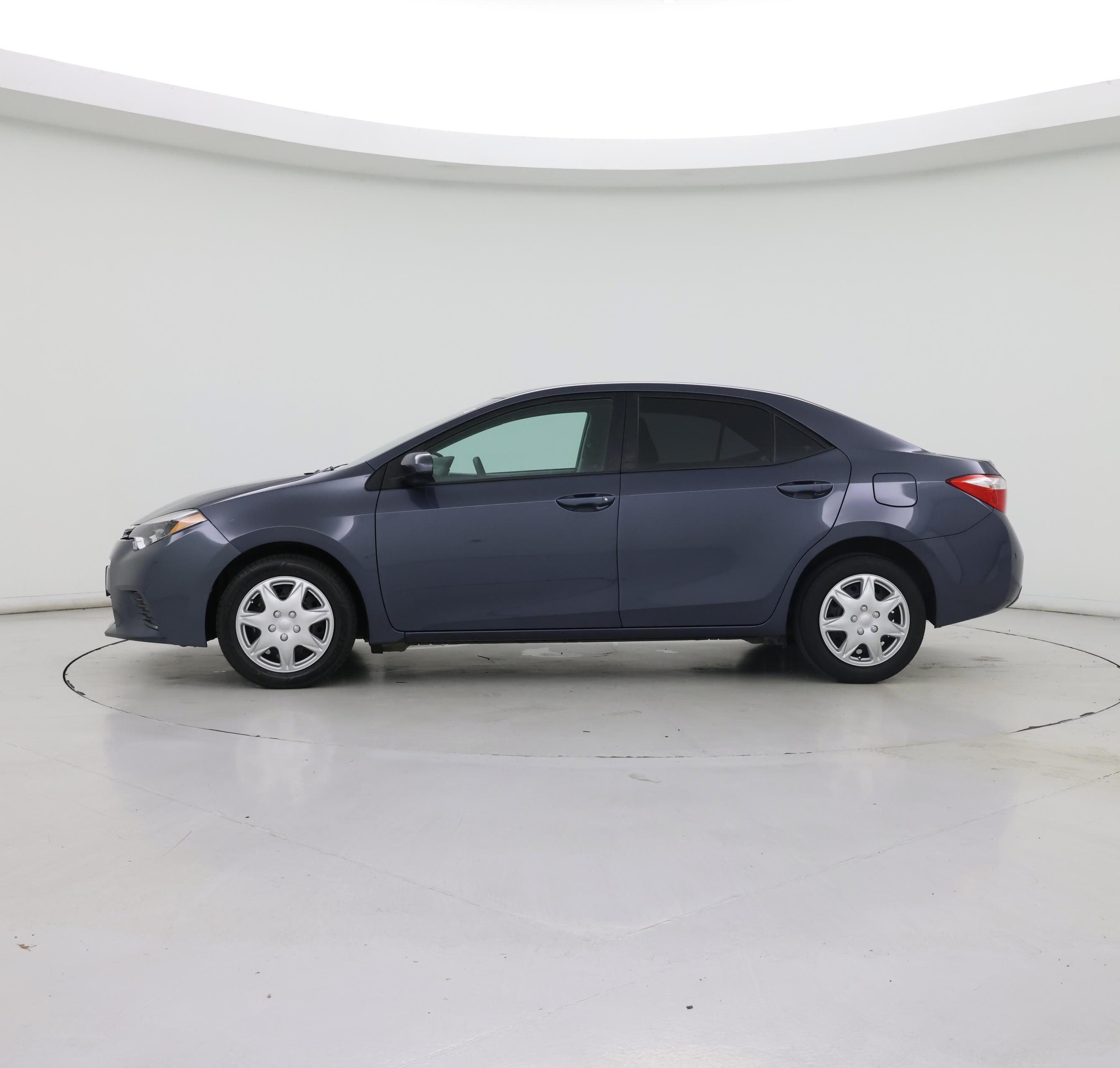 Thumbnail: 2015 Toyota Corolla - 3