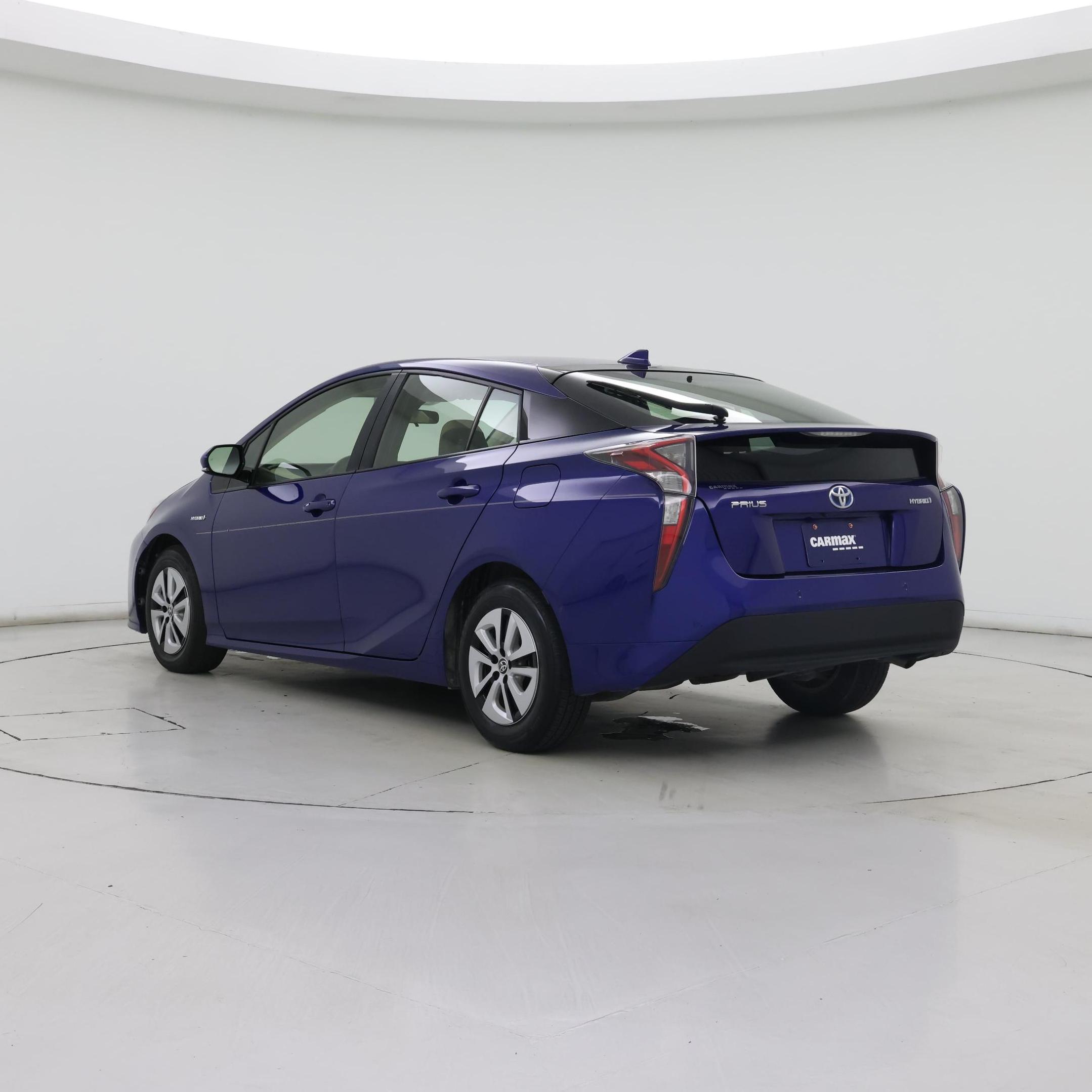 Thumbnail: 2017 Toyota Prius - 2