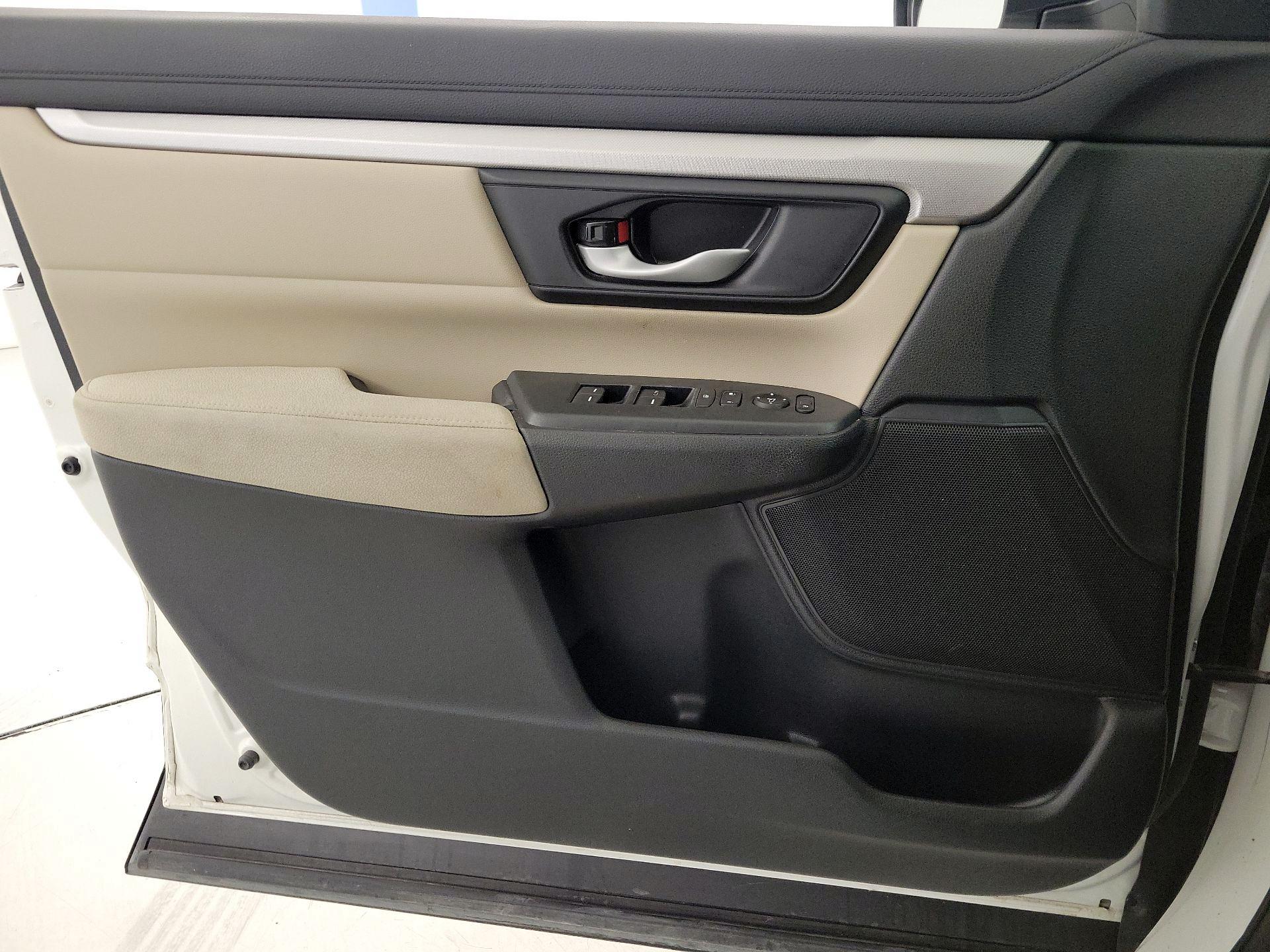 Thumbnail: 2017 Honda CR-V - 12