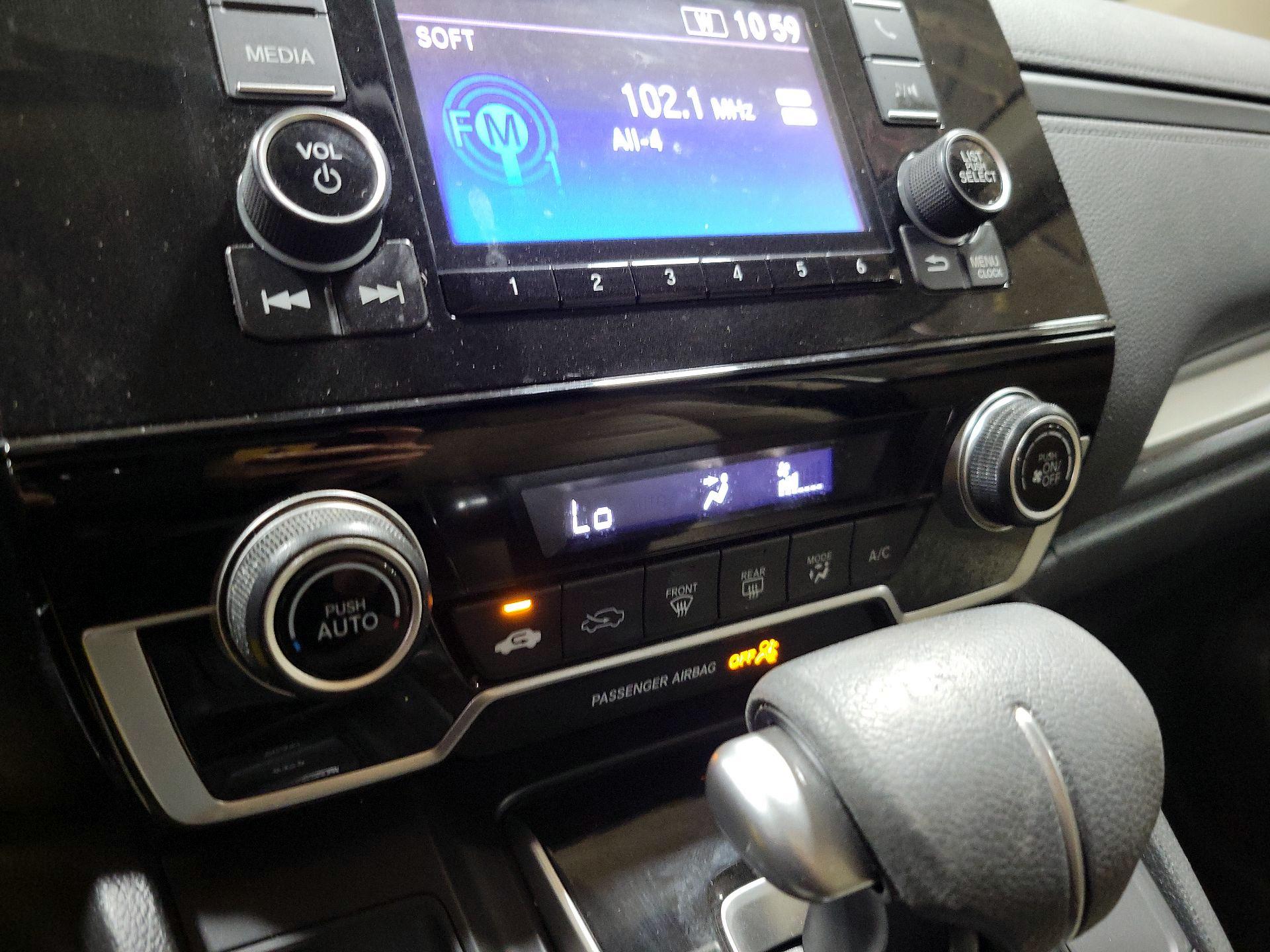 Thumbnail: 2017 Honda CR-V - 16