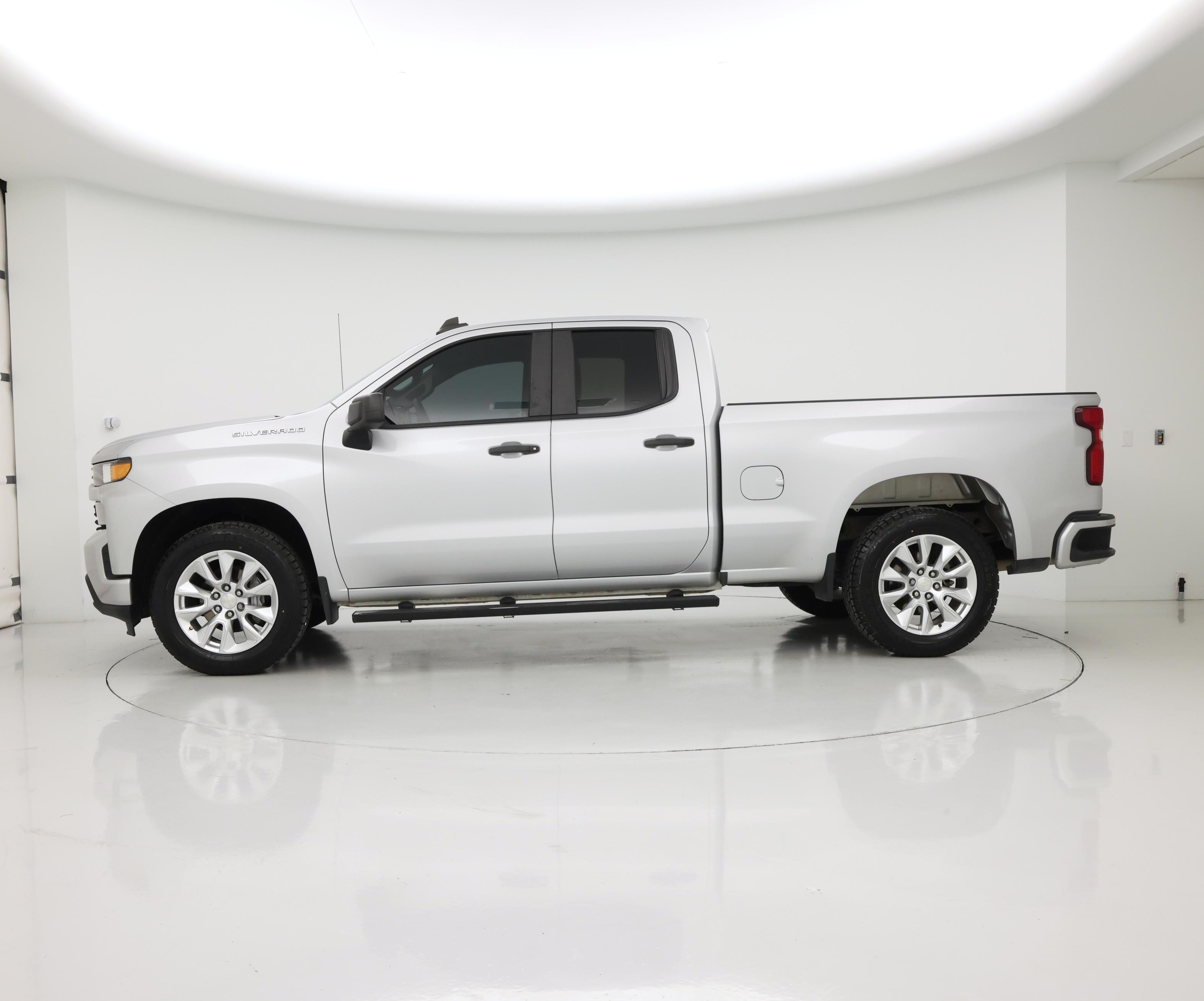 Thumbnail: 2019 Chevrolet Silverado 1500 - 3