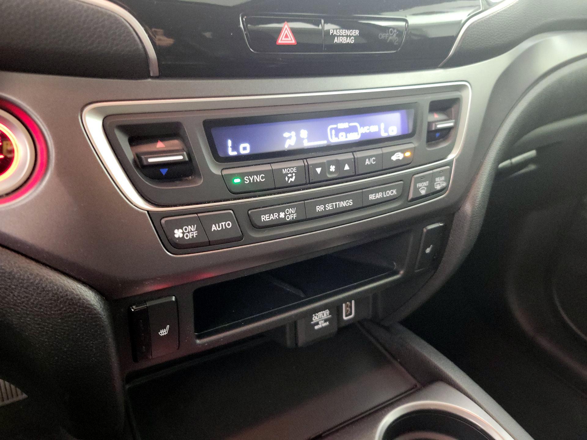 Thumbnail: 2021 Honda Pilot - 16