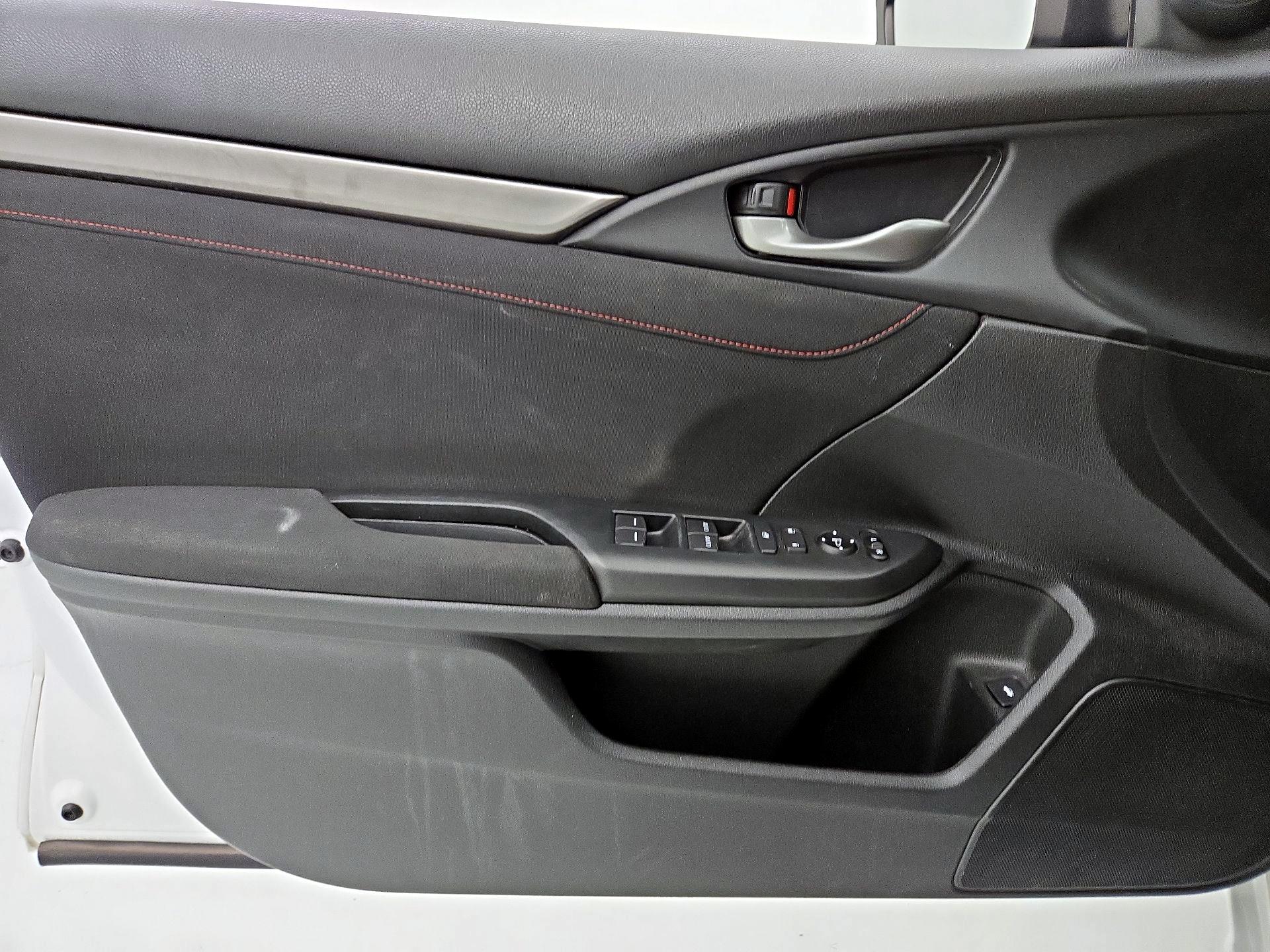 Thumbnail: 2018 Honda Civic - 12