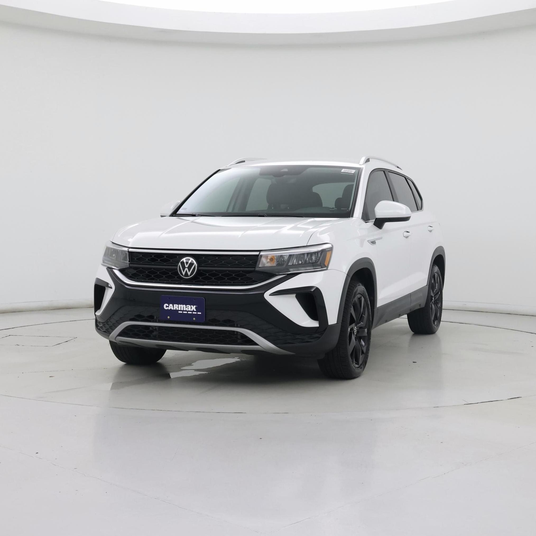 Thumbnail: 2023 Volkswagen Taos - 4
