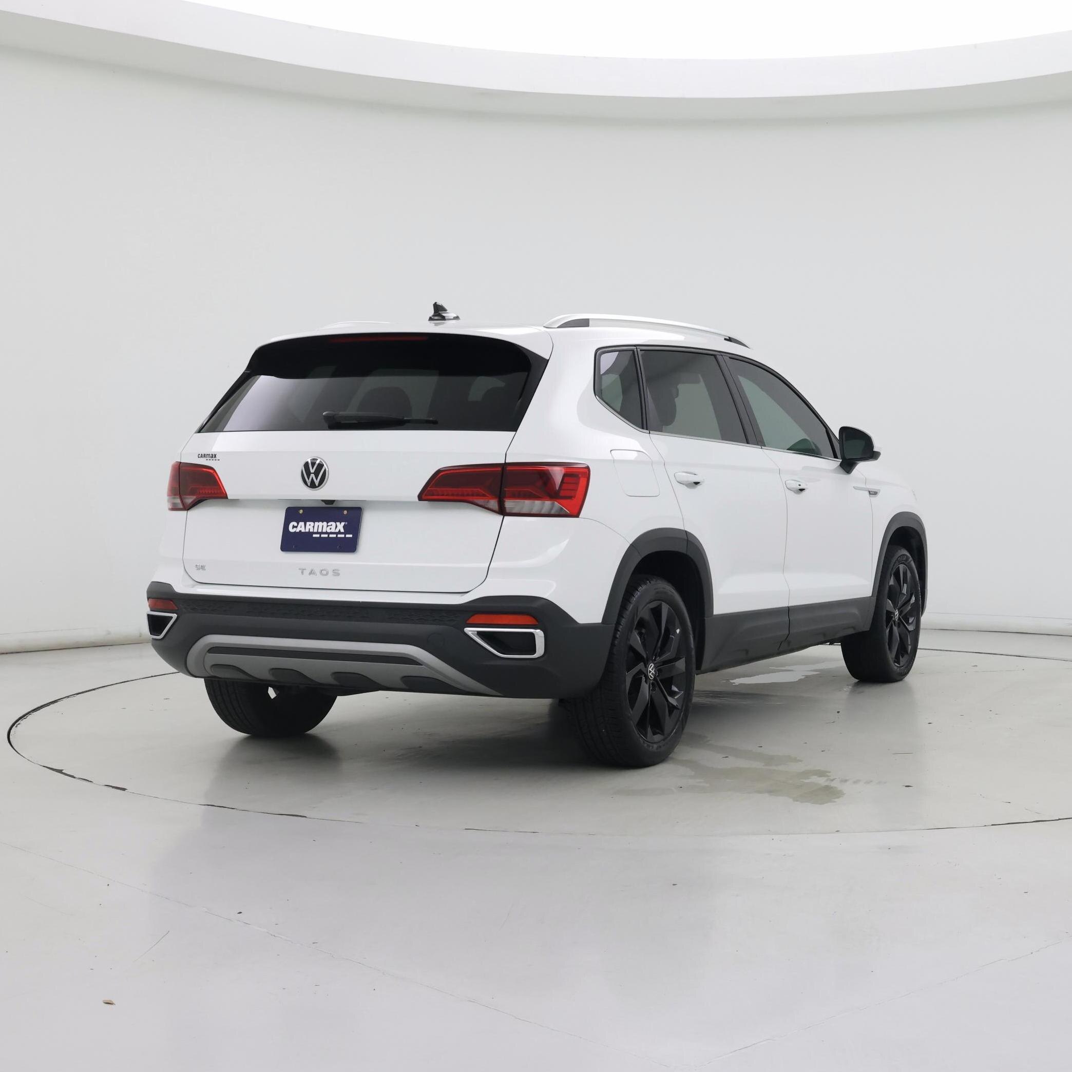 Thumbnail: 2023 Volkswagen Taos - 8