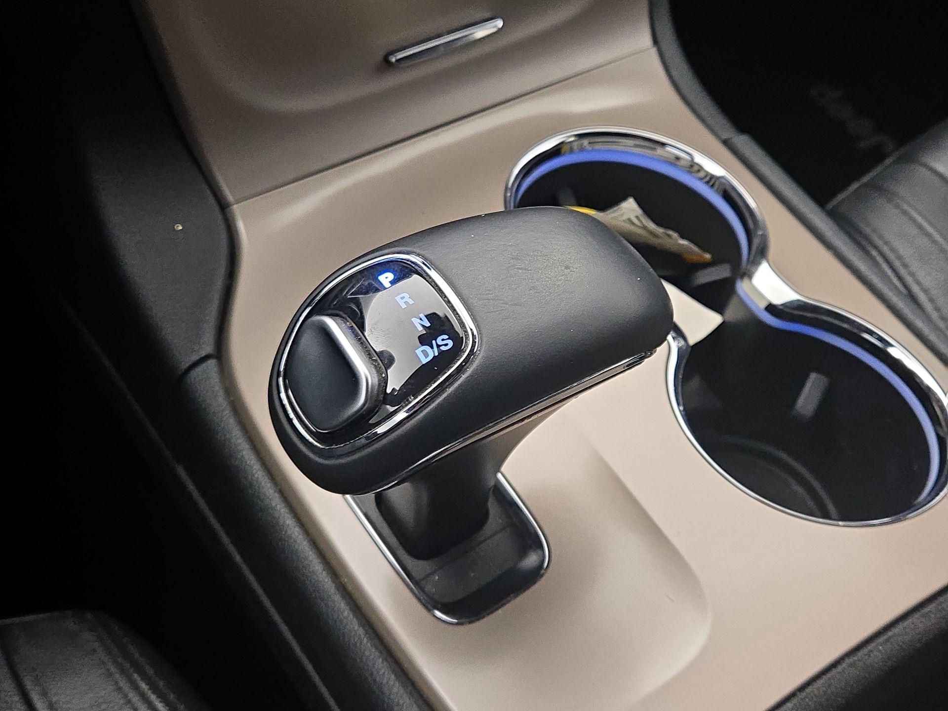 Thumbnail: 2014 Jeep Grand Cherokee - 16