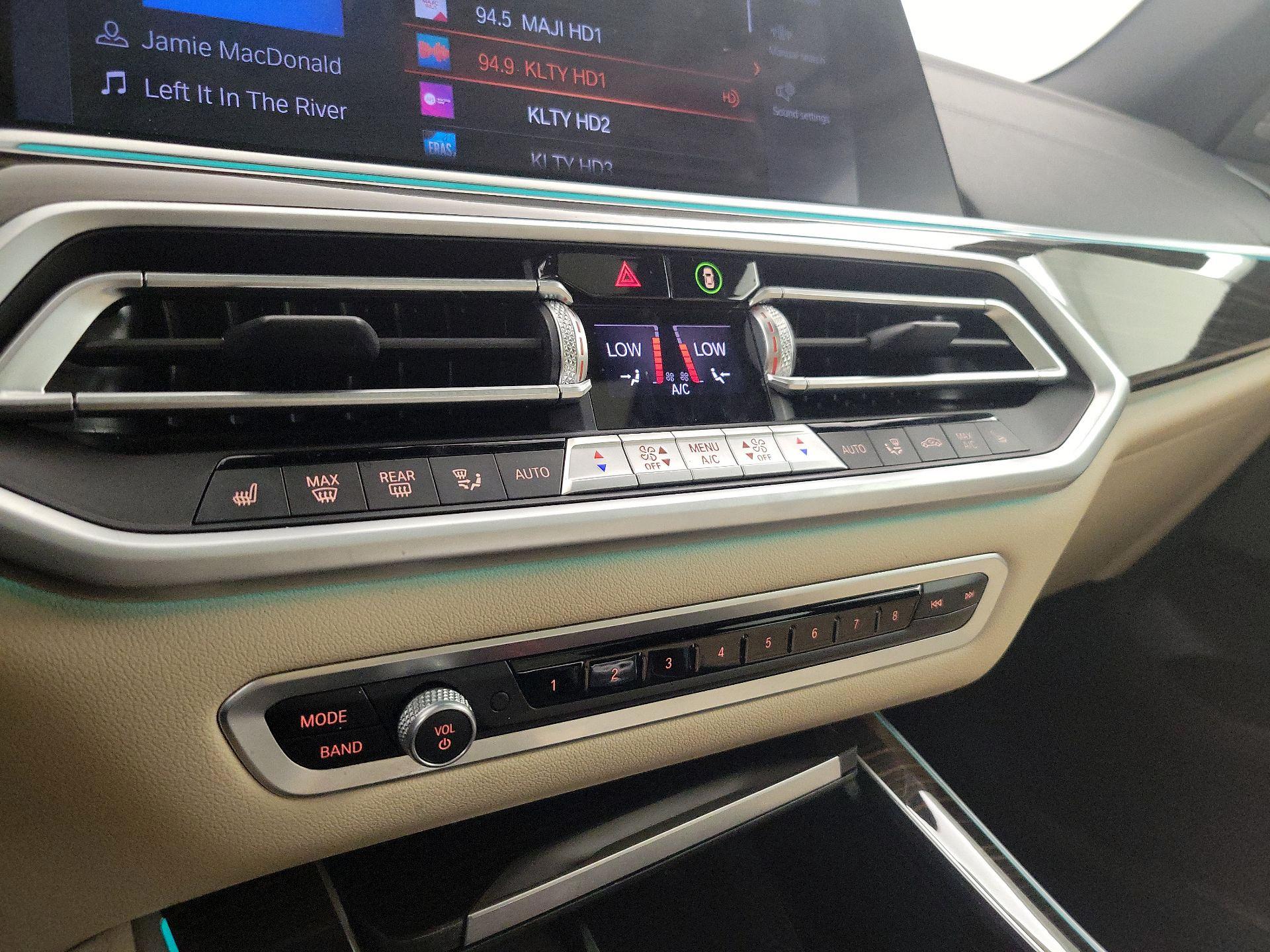 Thumbnail: 2021 BMW X5 - 16
